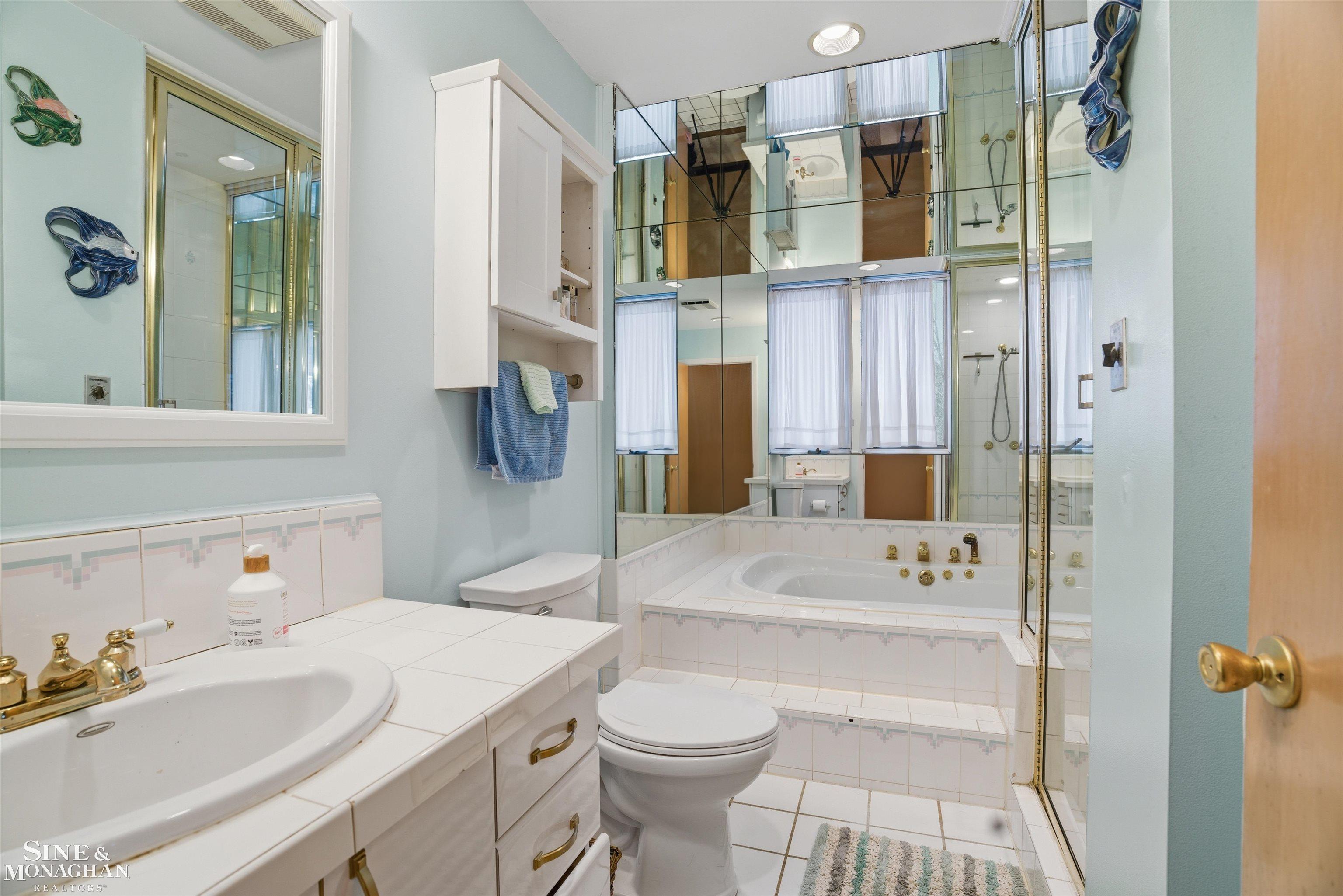 Eastpointe, MI, 48021