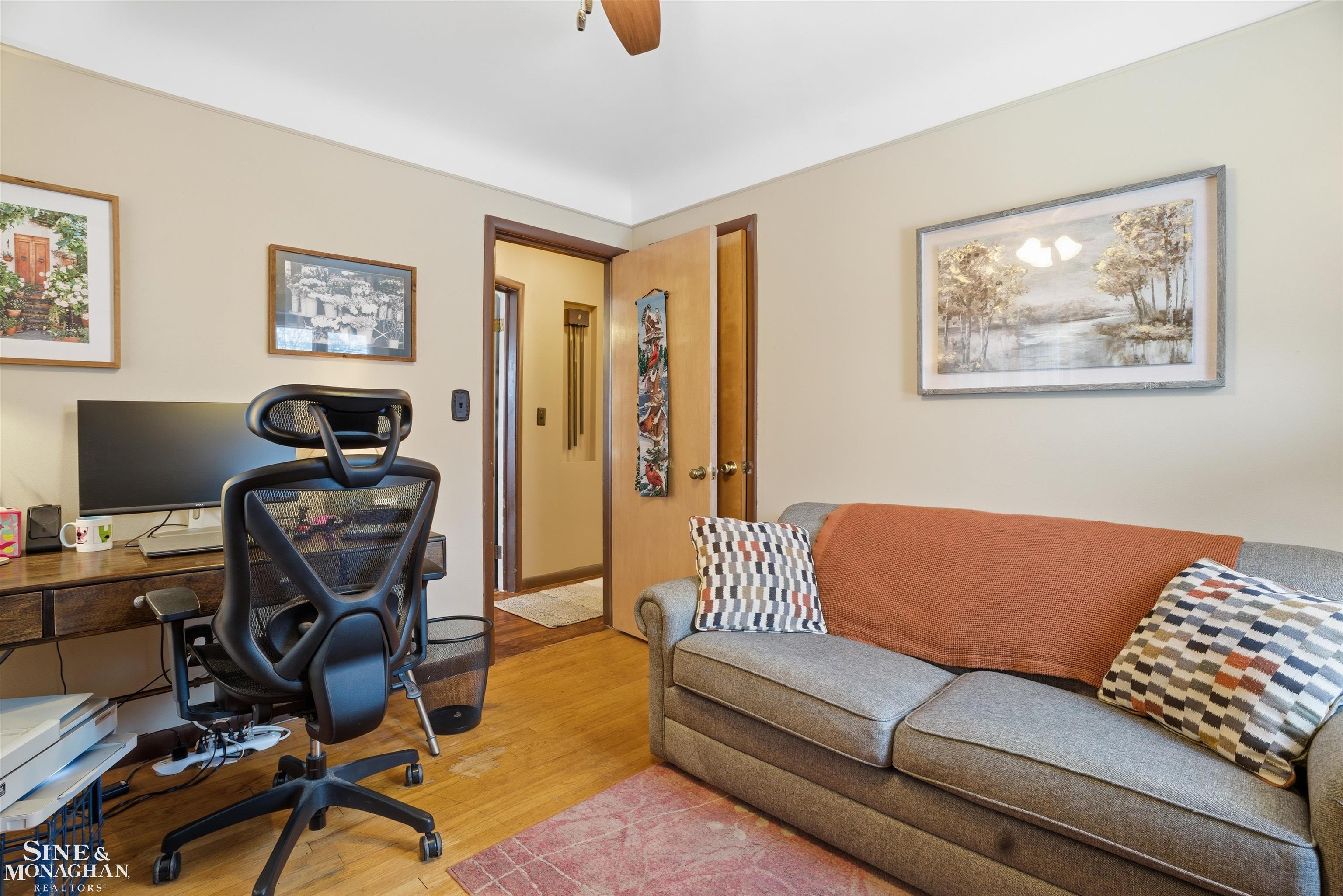 Eastpointe, MI, 48021