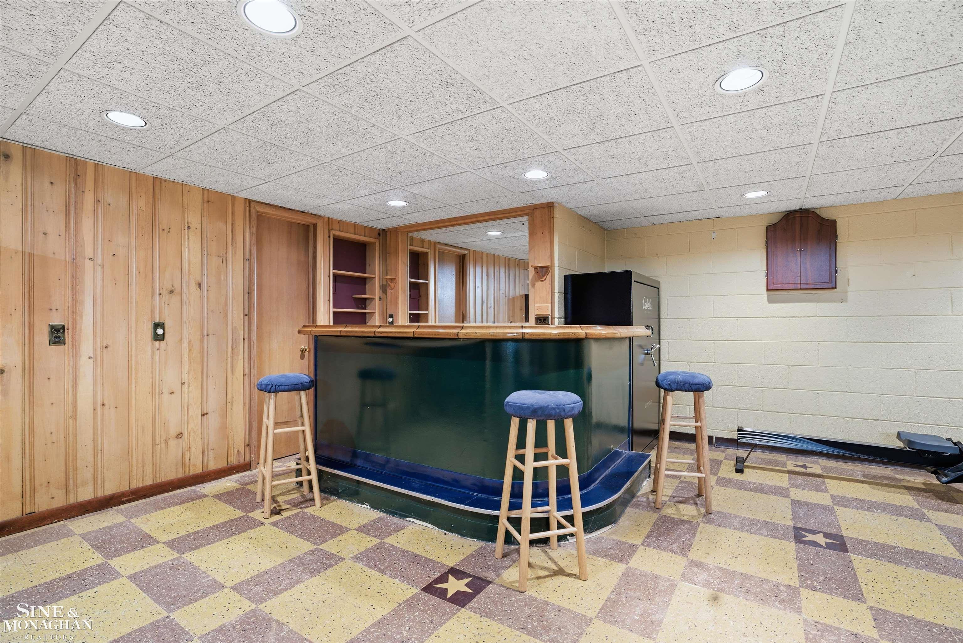 Eastpointe, MI, 48021