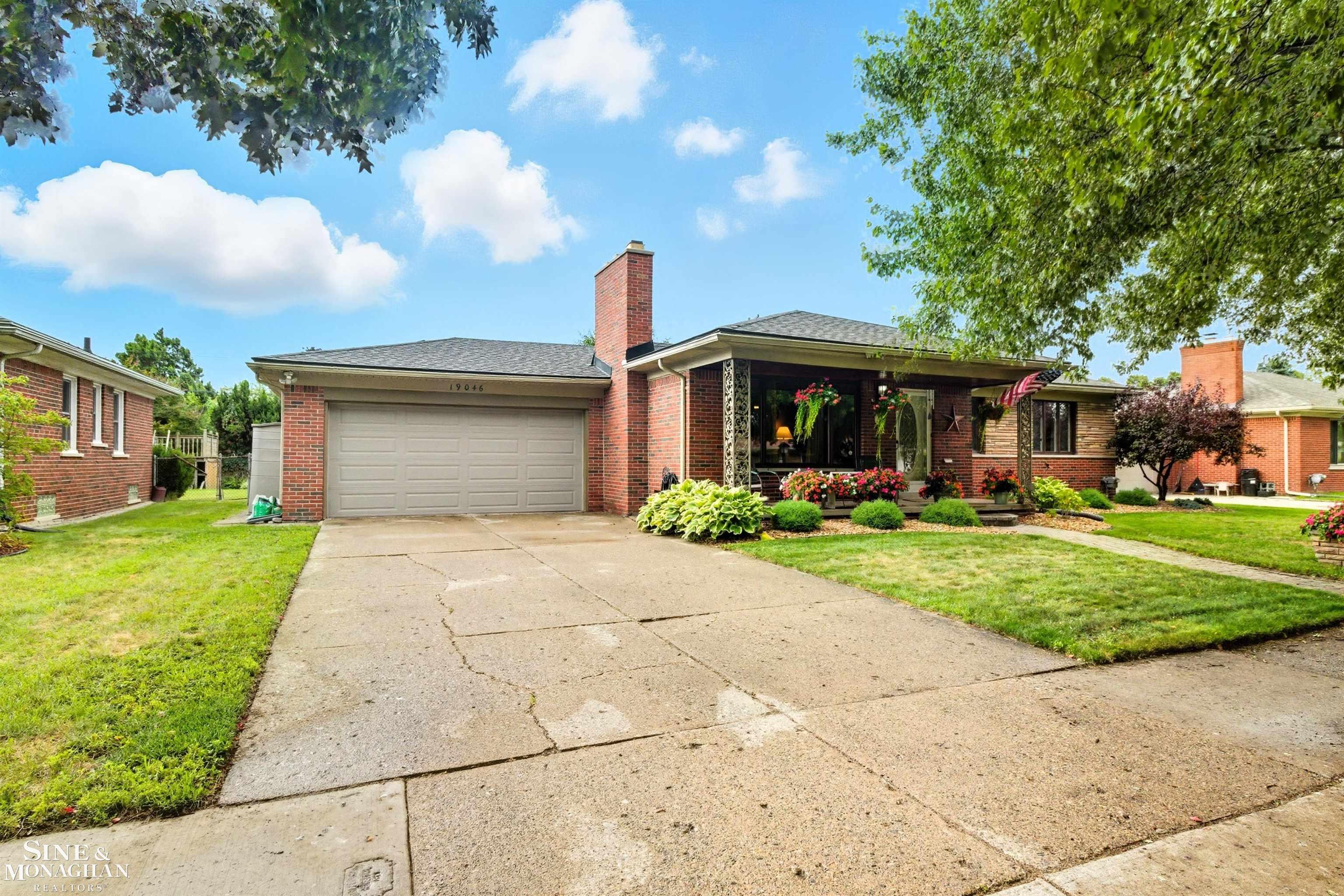 Eastpointe, MI, 48021