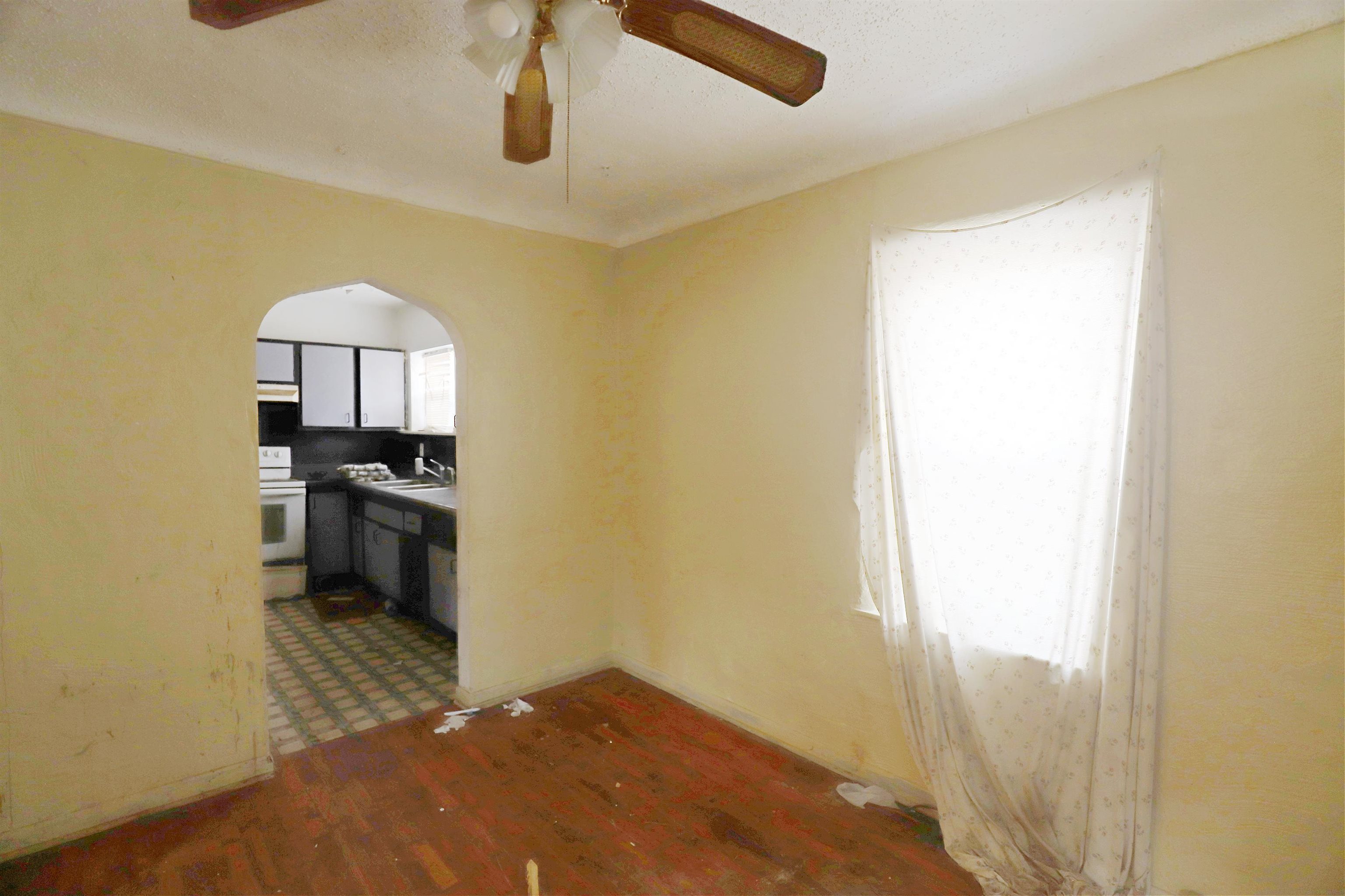 3056 Shaw, Burton, MI 48529 Photo