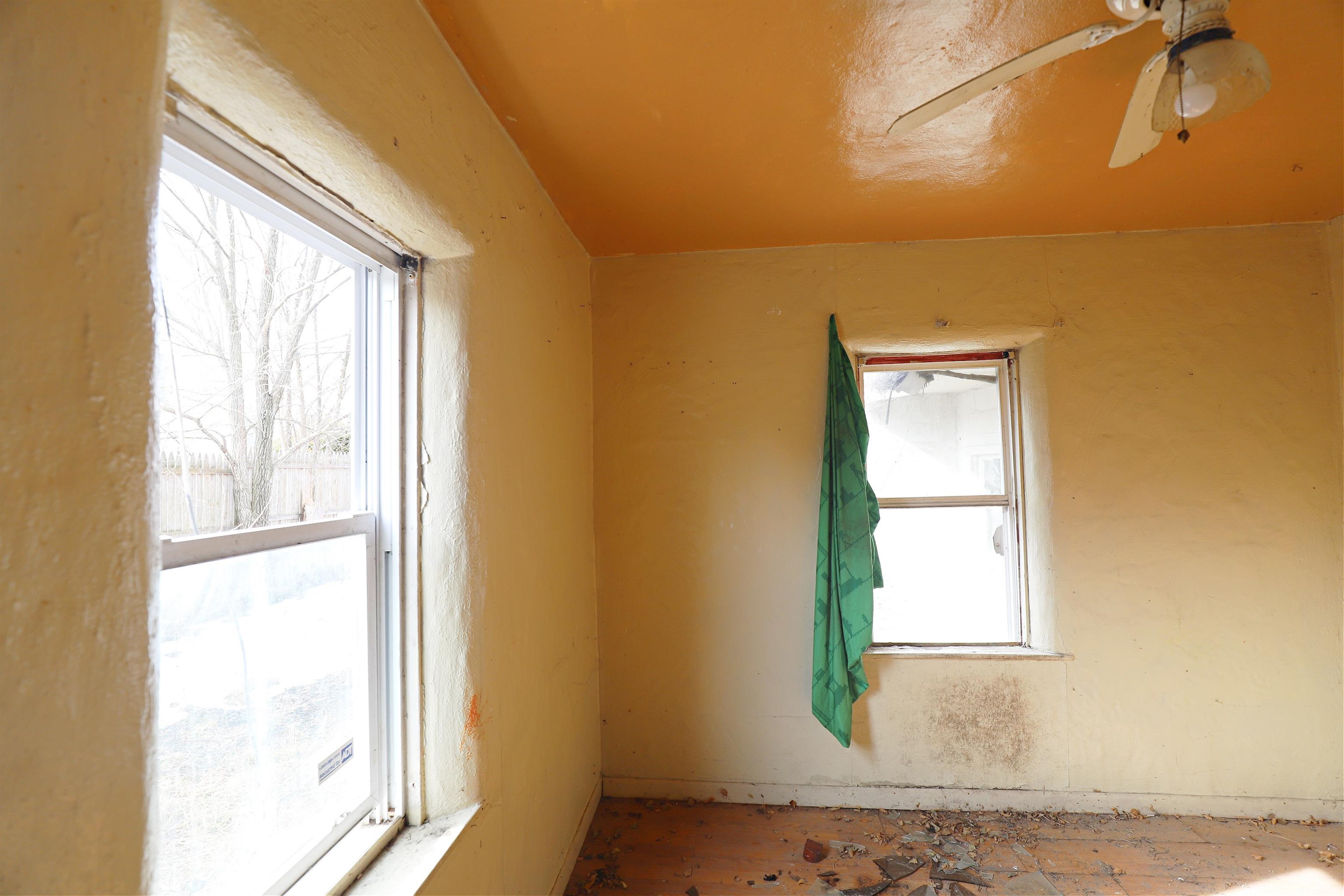 3056 Shaw, Burton, MI 48529 Photo