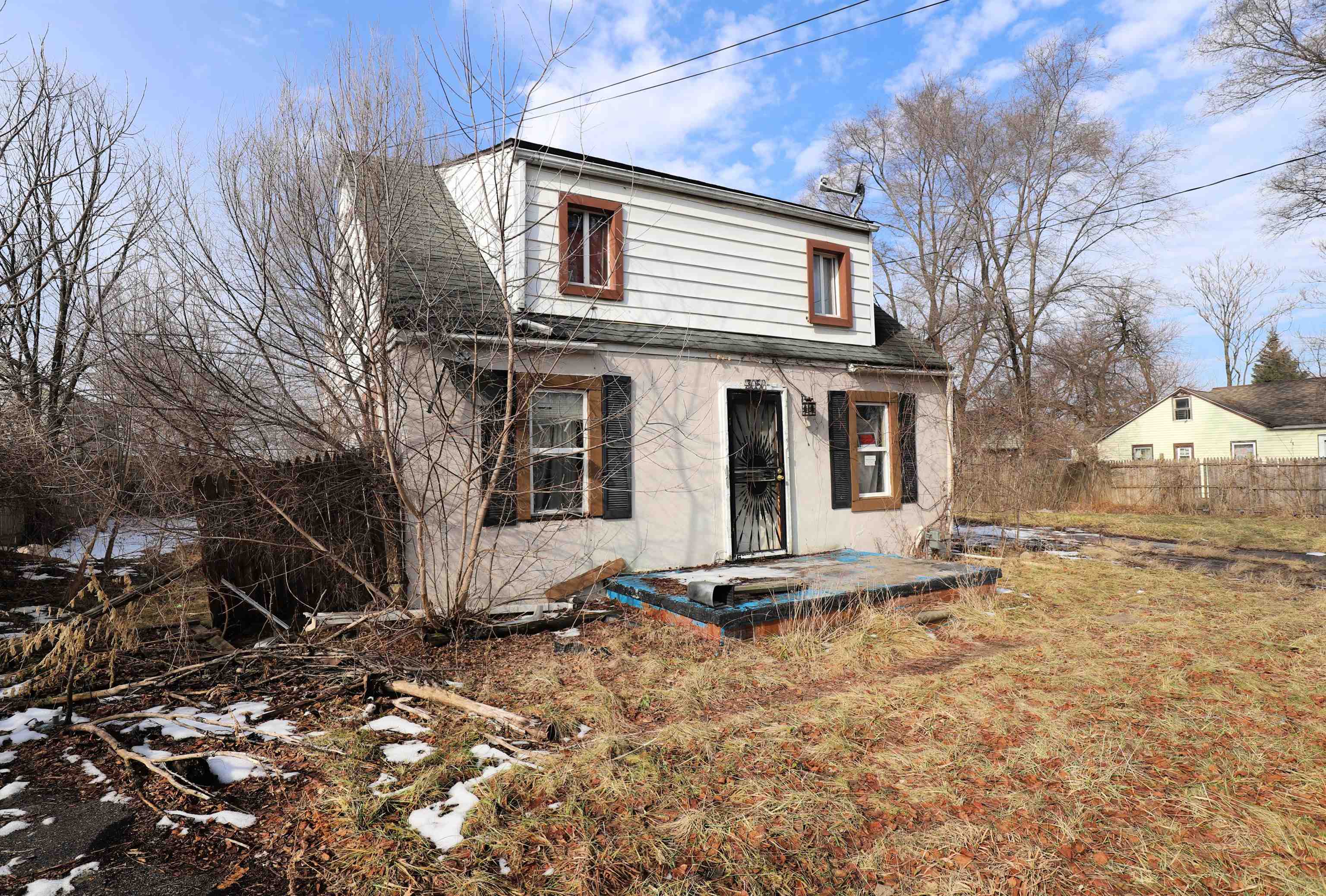 3056 Shaw, Burton, MI 48529 Photo