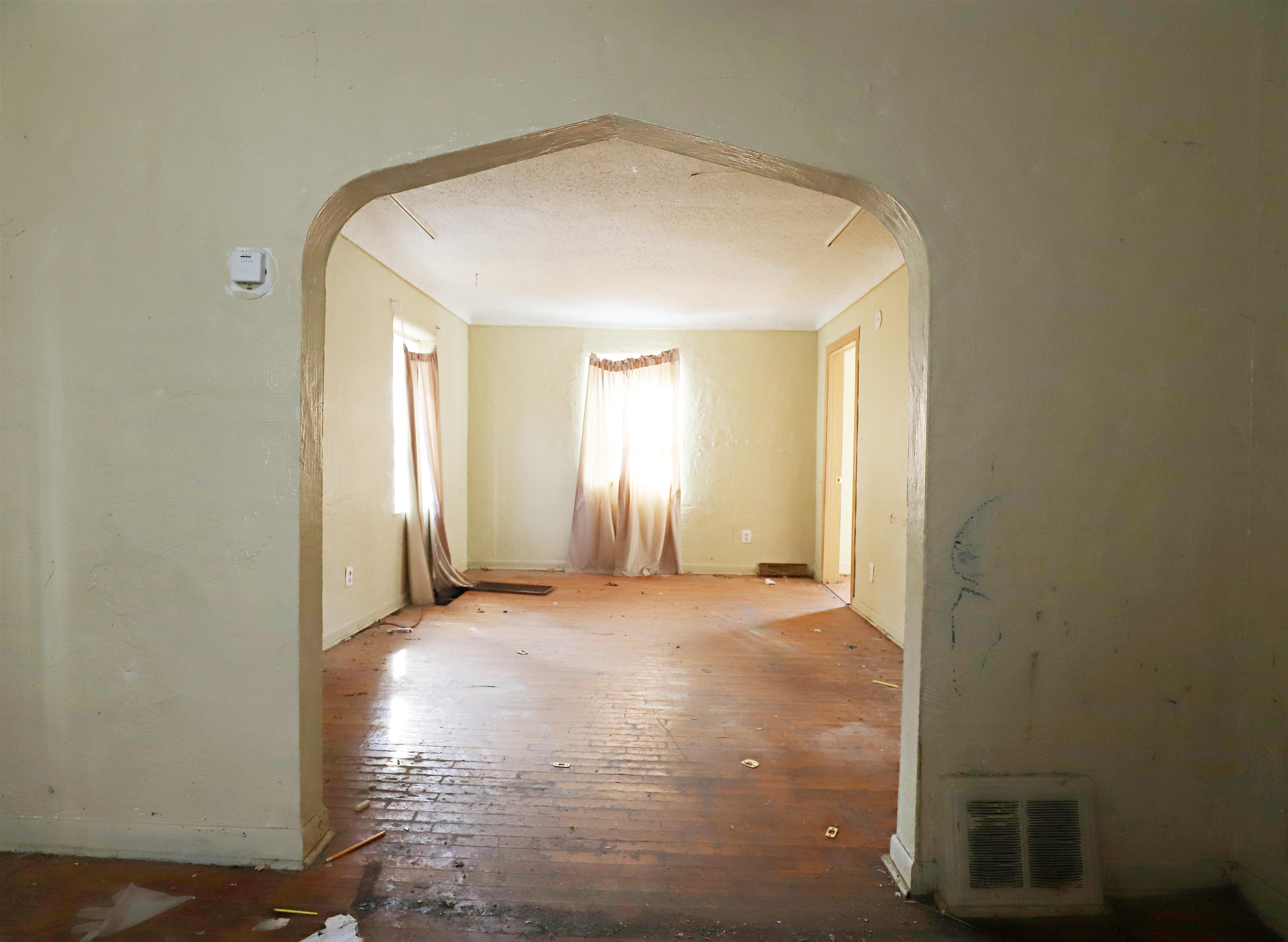 3056 Shaw, Burton, MI 48529 Photo