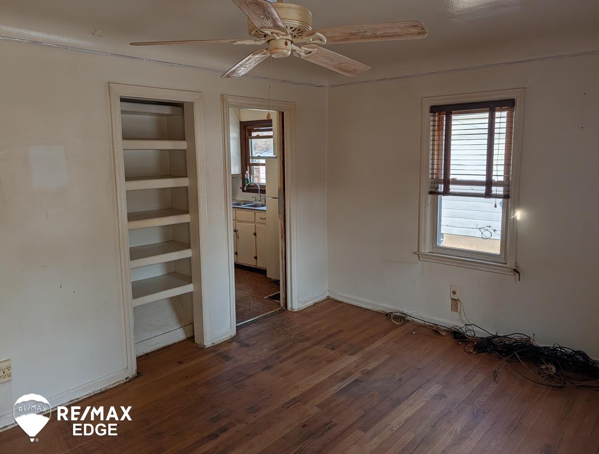 2415 Pennsylvania Avenue, Flint, MI, 48506