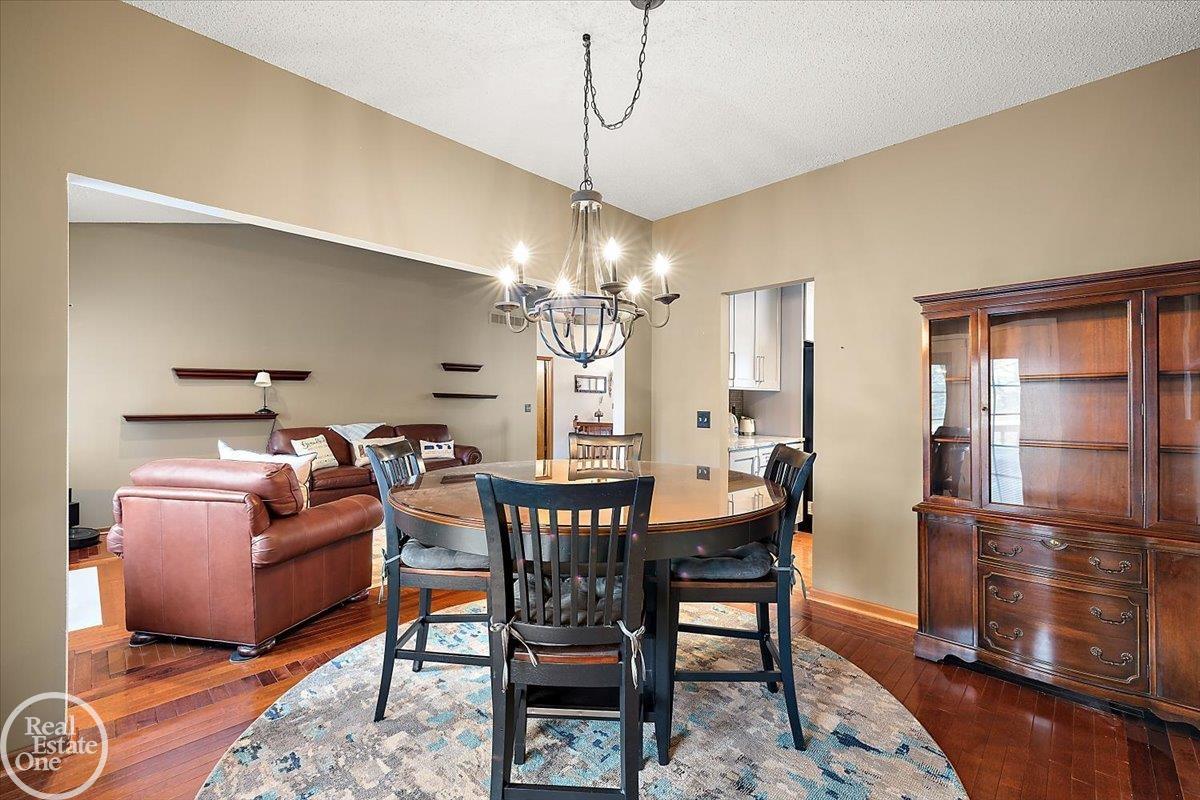  UNIT 16, Novi, MI, 48377