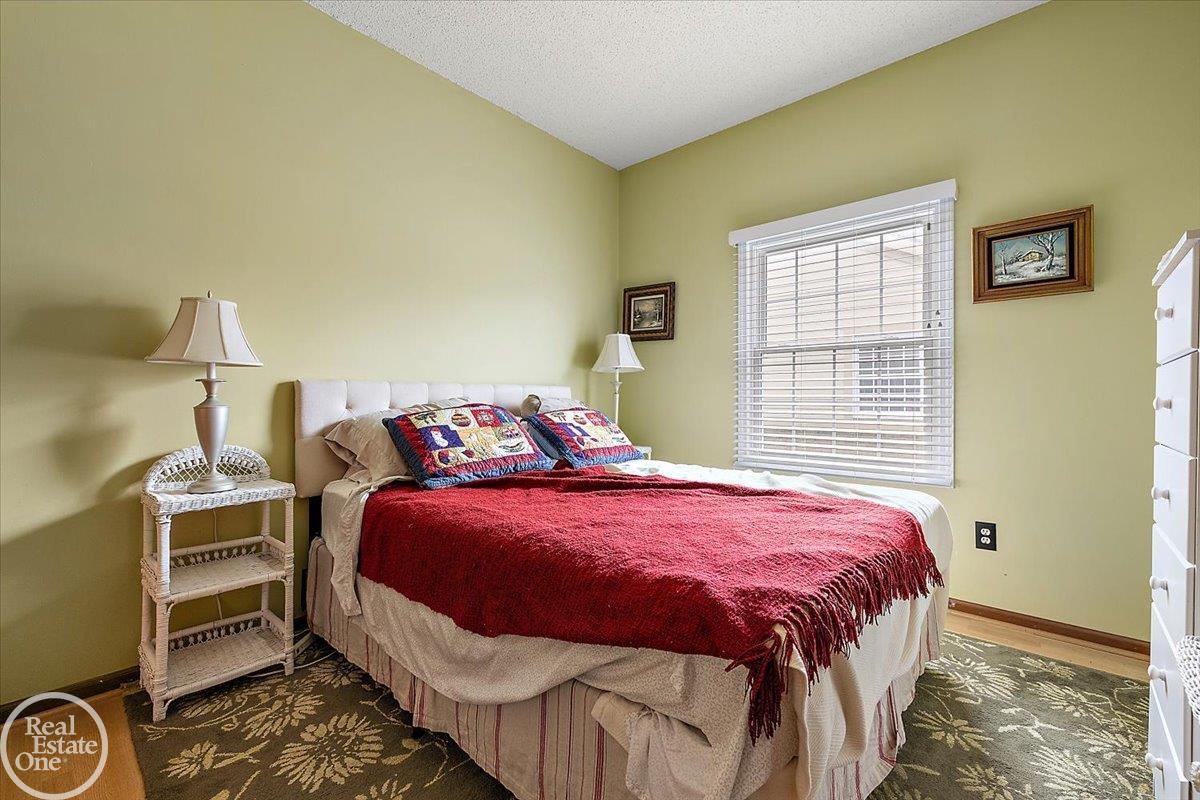  UNIT 16, Novi, MI, 48377