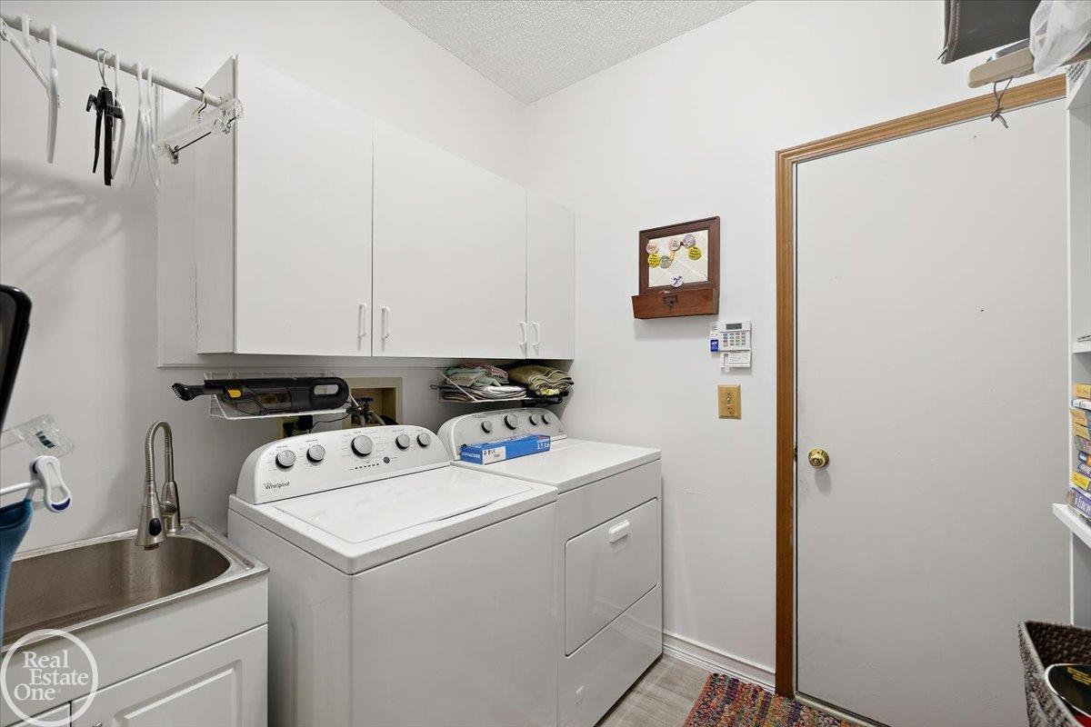  UNIT 16, Novi, MI, 48377