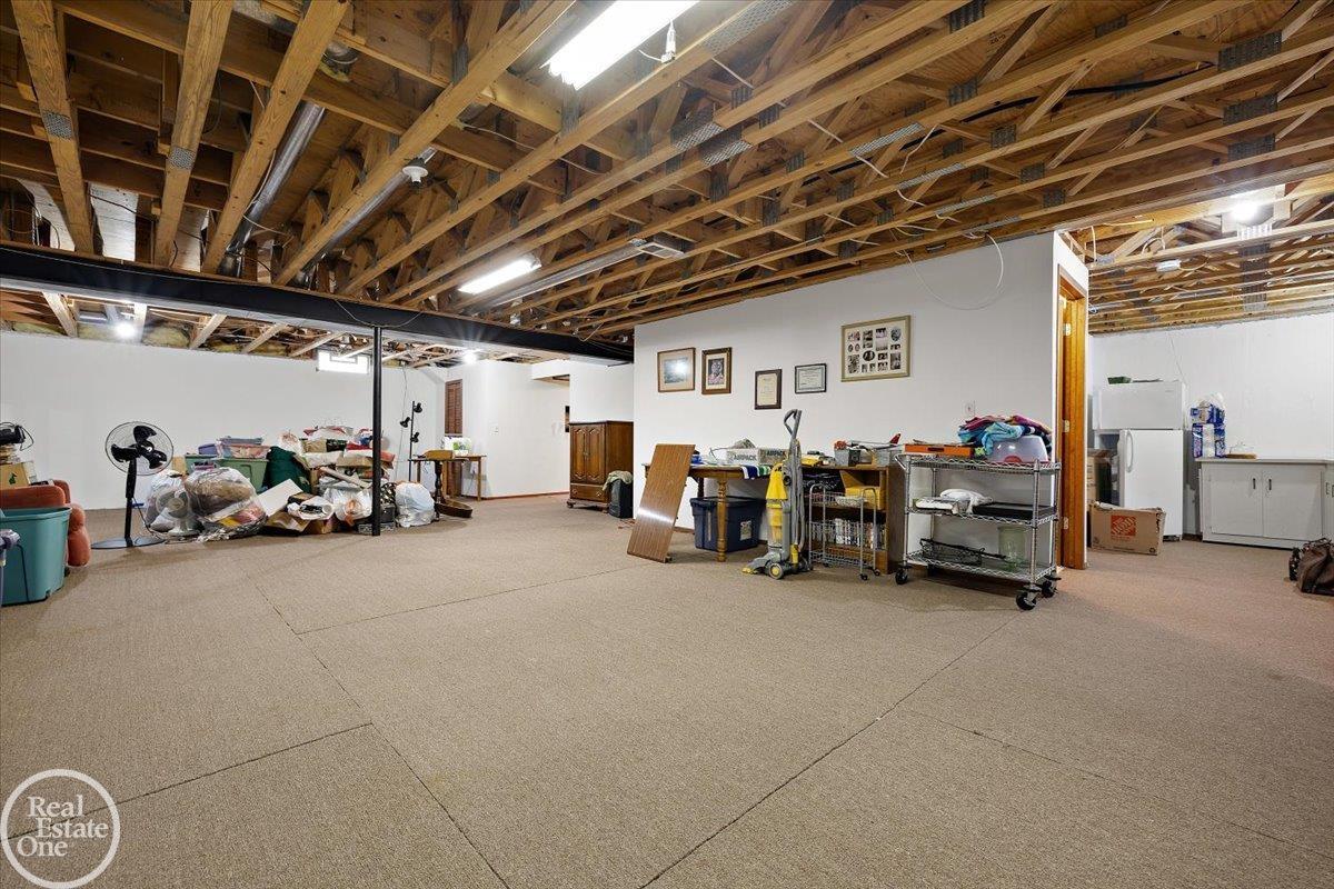  UNIT 16, Novi, MI, 48377