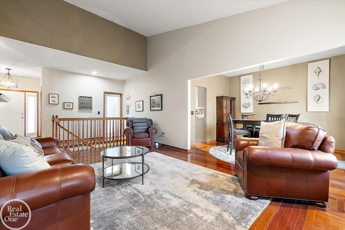  UNIT 16, Novi, MI, 48377