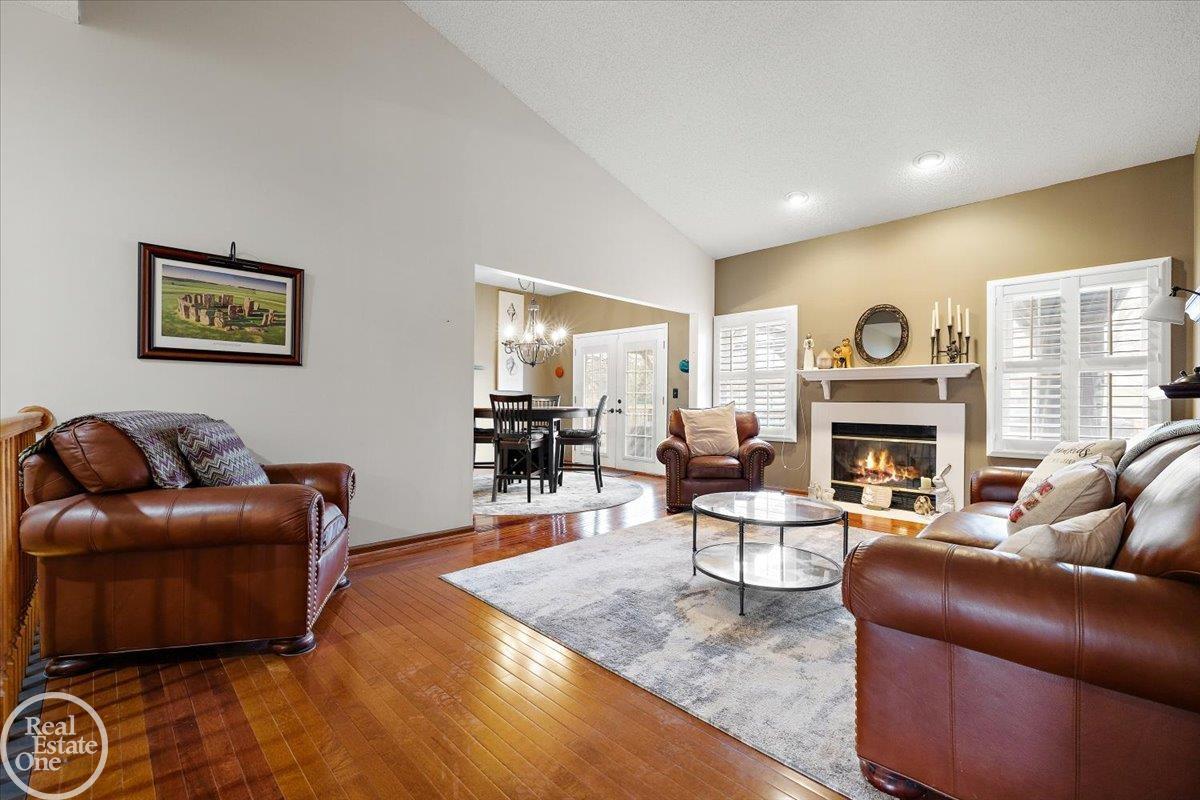  UNIT 16, Novi, MI, 48377