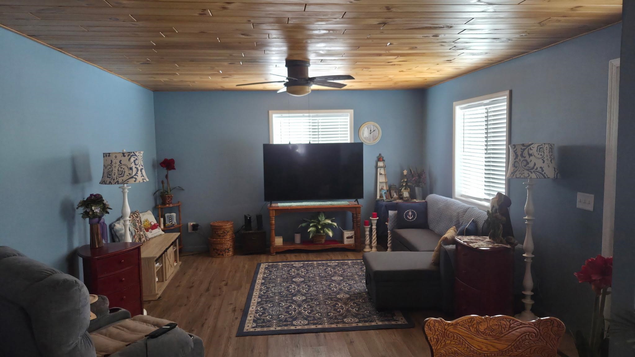 1304 James Street photo 2