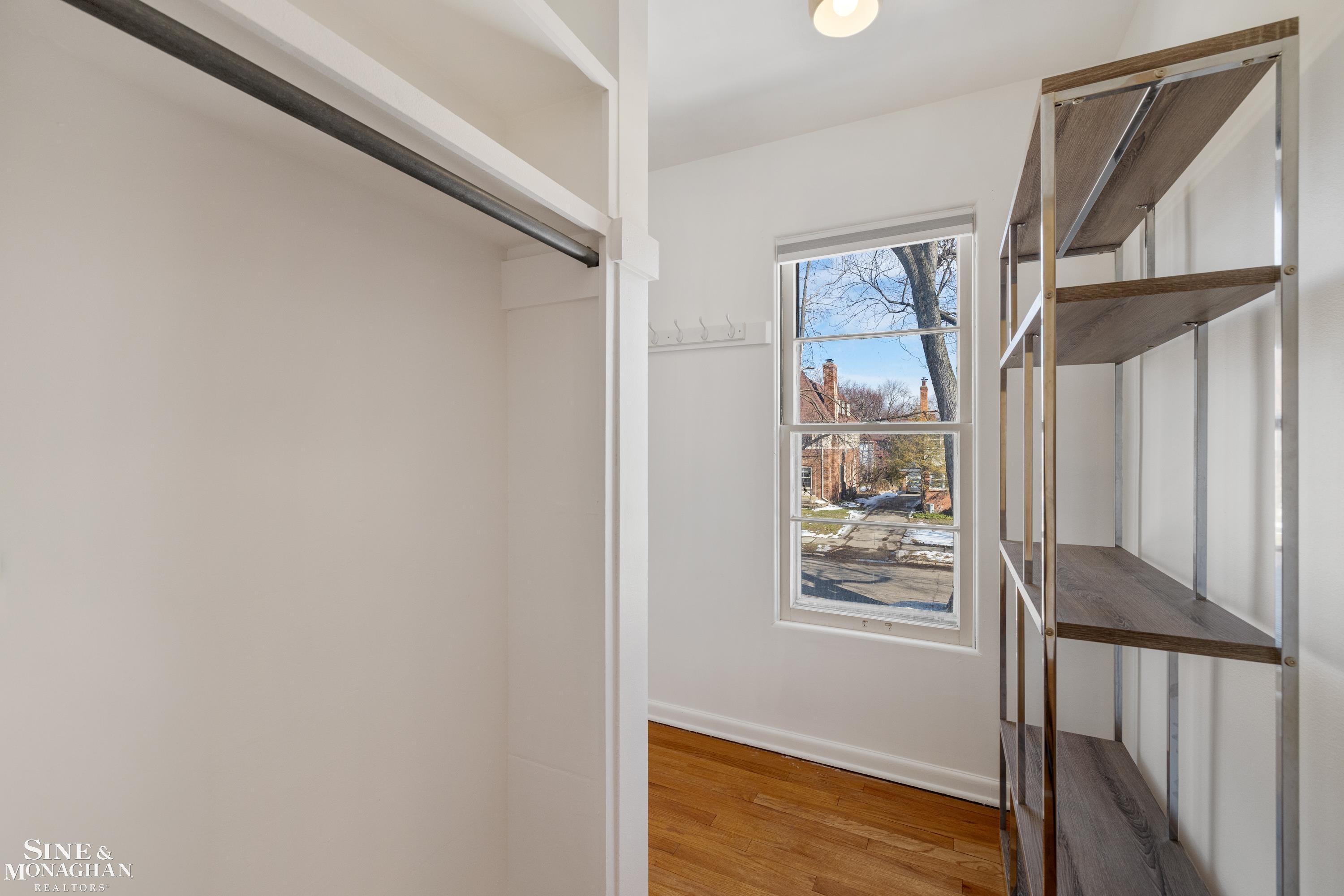 815 Harcourt Road, Grosse Pointe Park, MI, 48230