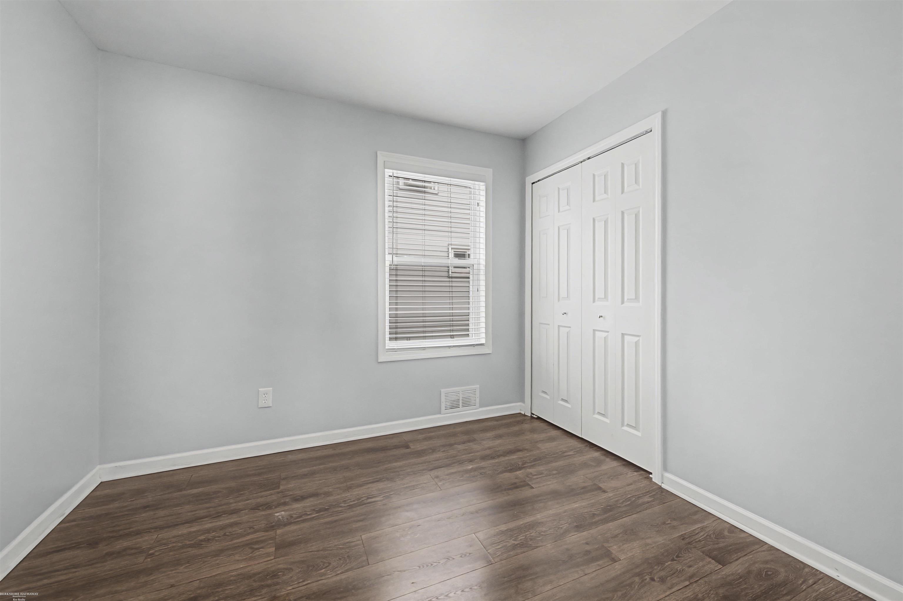 22607 Maxine Street, Saint Clair Shores, MI, 48080