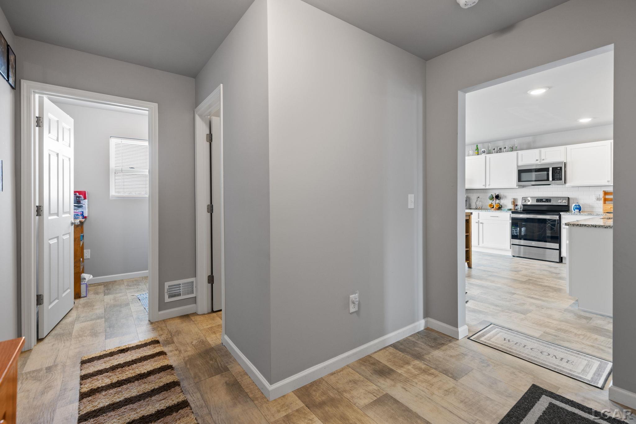 3324 Sutton Road, Adrian, MI, 49221