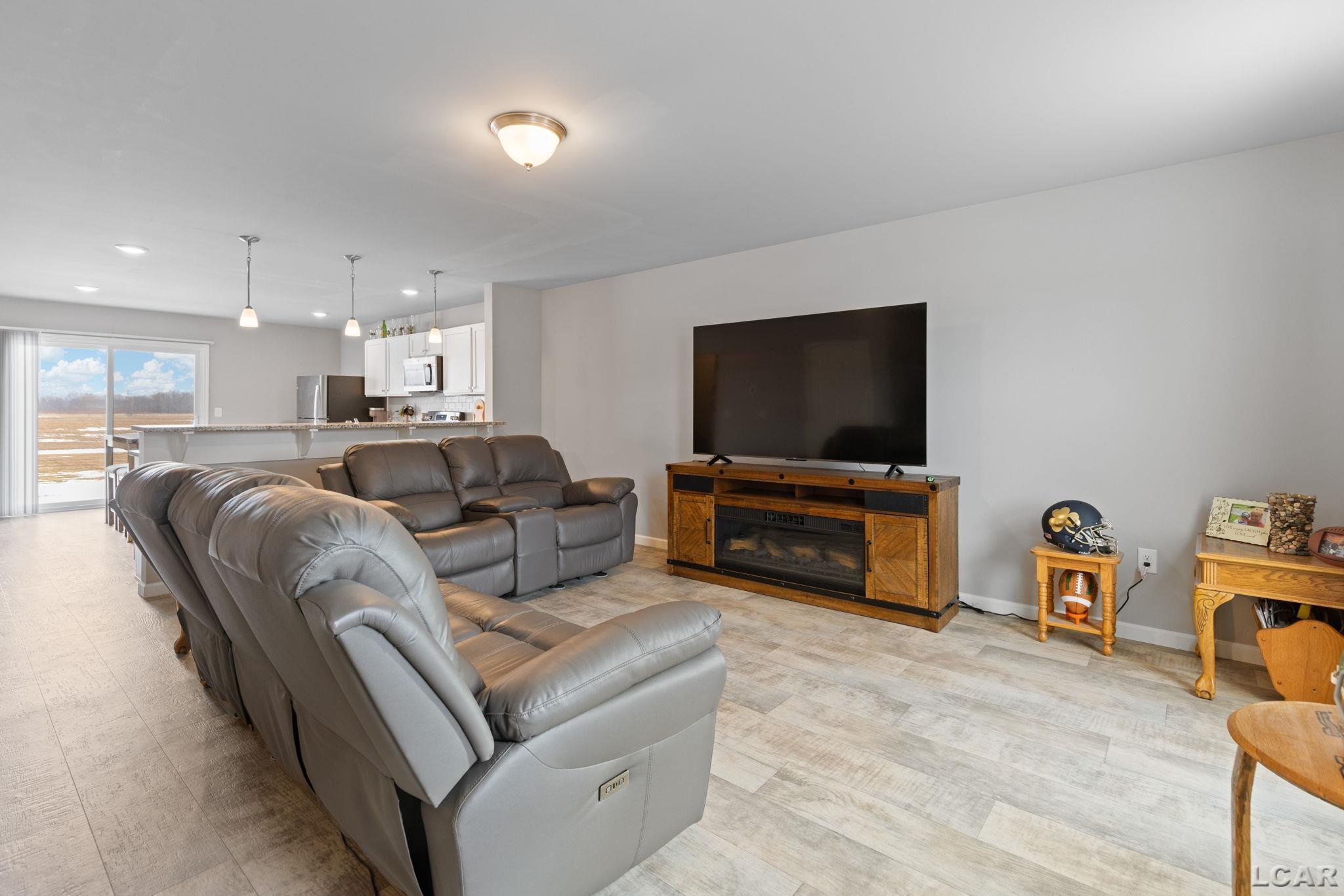 3324 Sutton Road, Adrian, MI, 49221