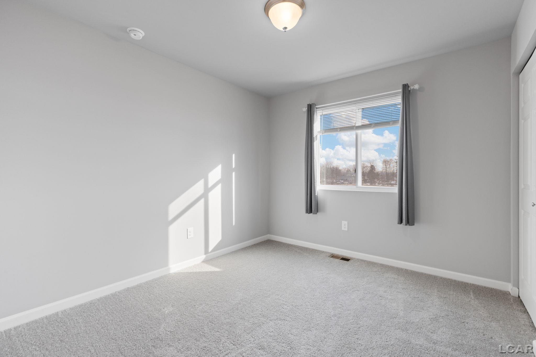 3324 Sutton Road, Adrian, MI, 49221