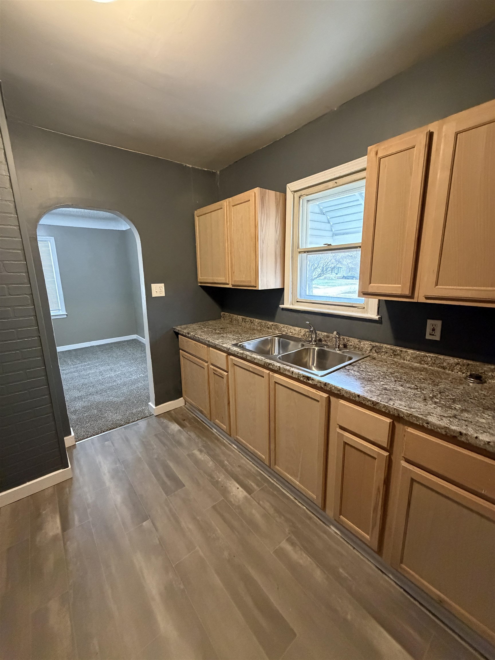 806 Alvord Avenue photo 6