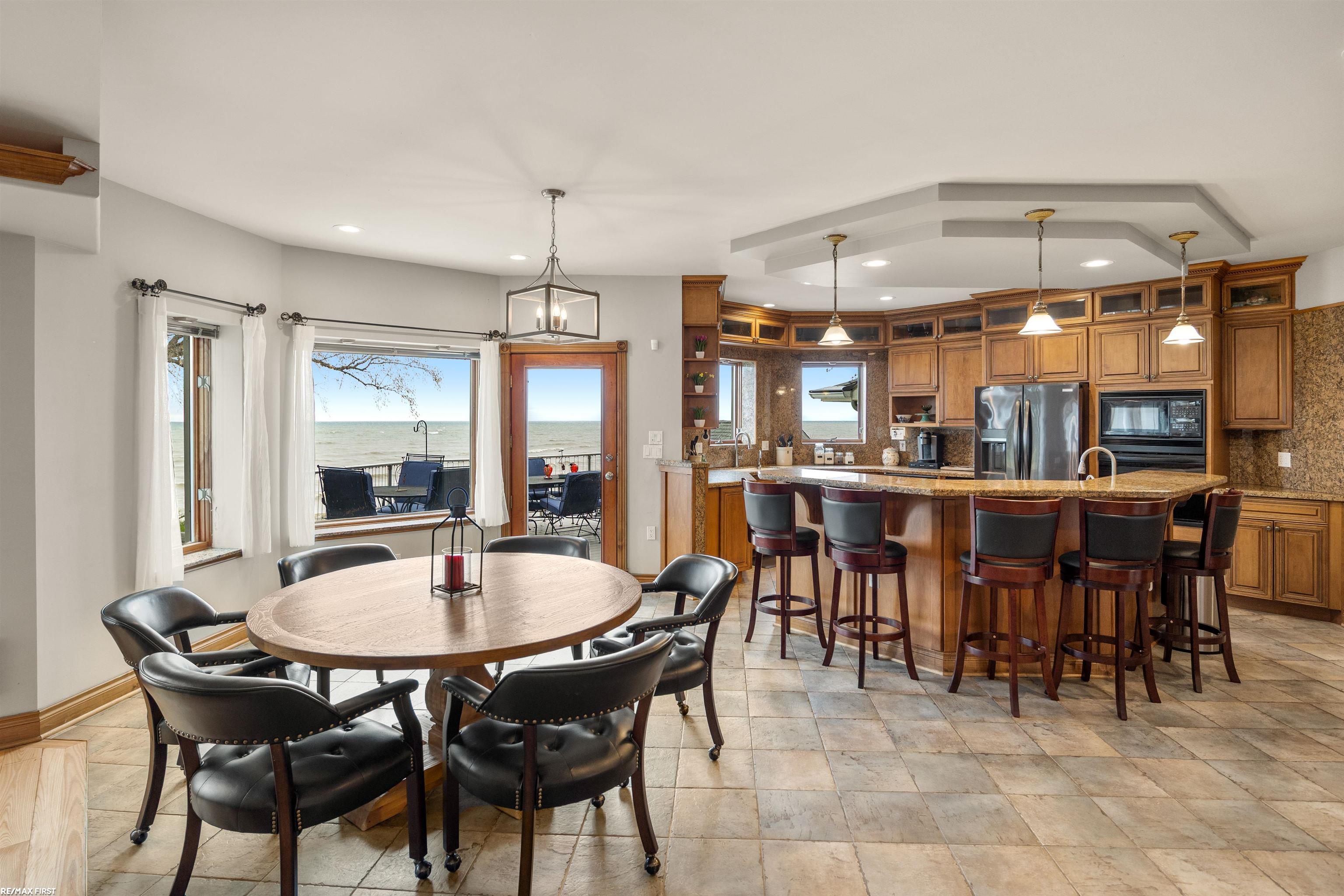 3864 Lakeshore Road, Deckerville, MI, 48427