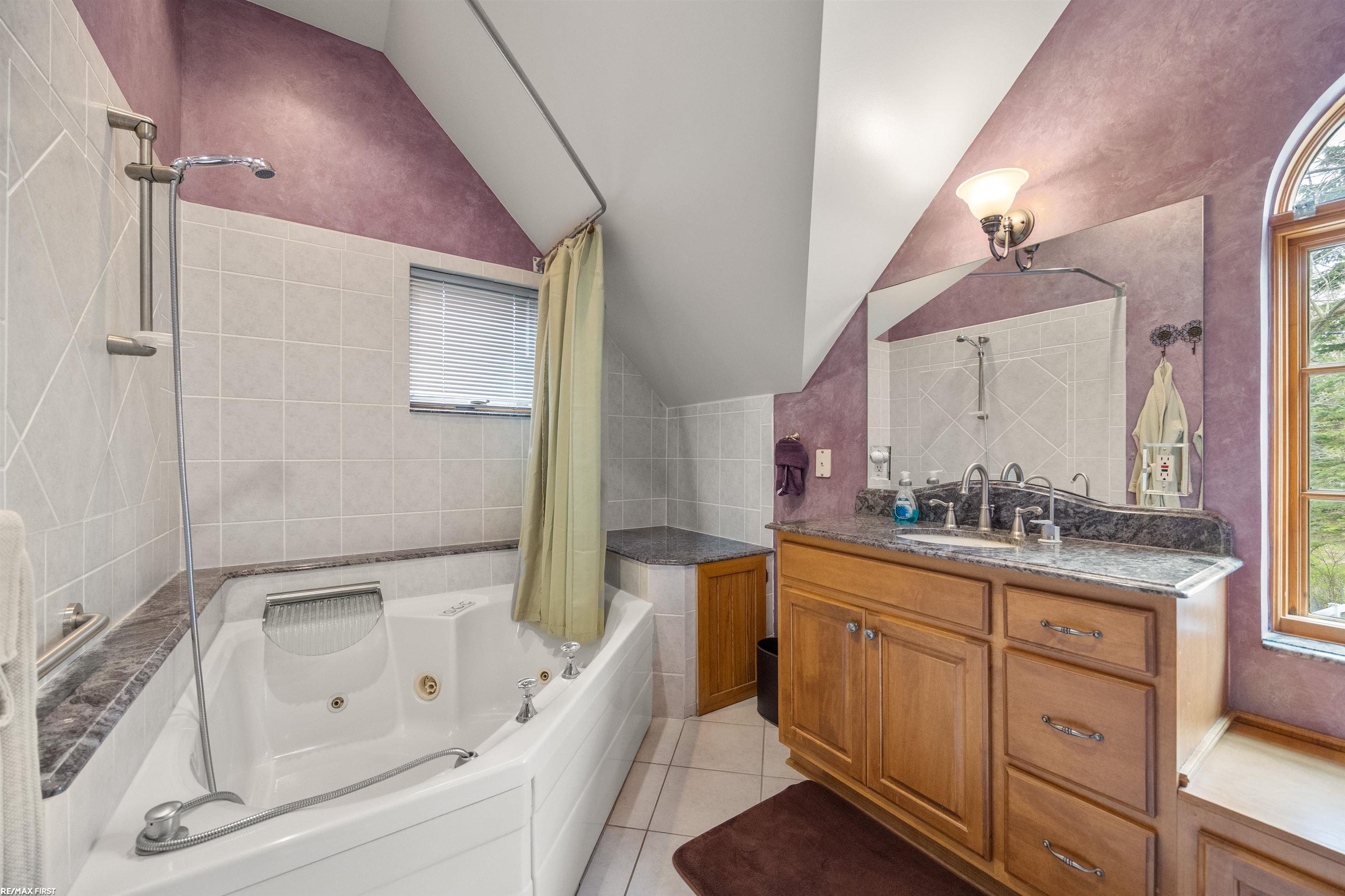 3864 Lakeshore Road, Deckerville, MI, 48427