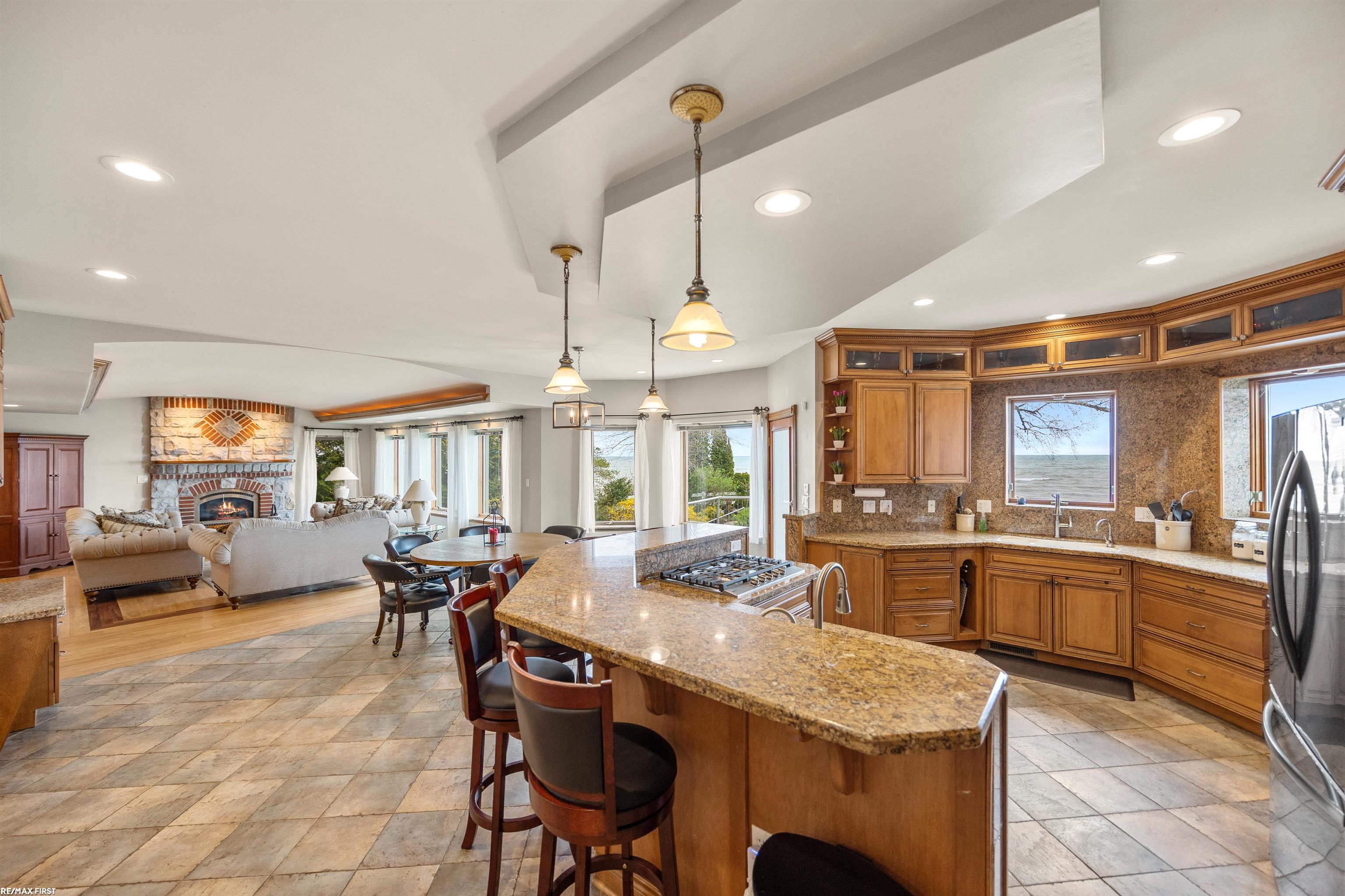 3864 Lakeshore Road, Deckerville, MI, 48427