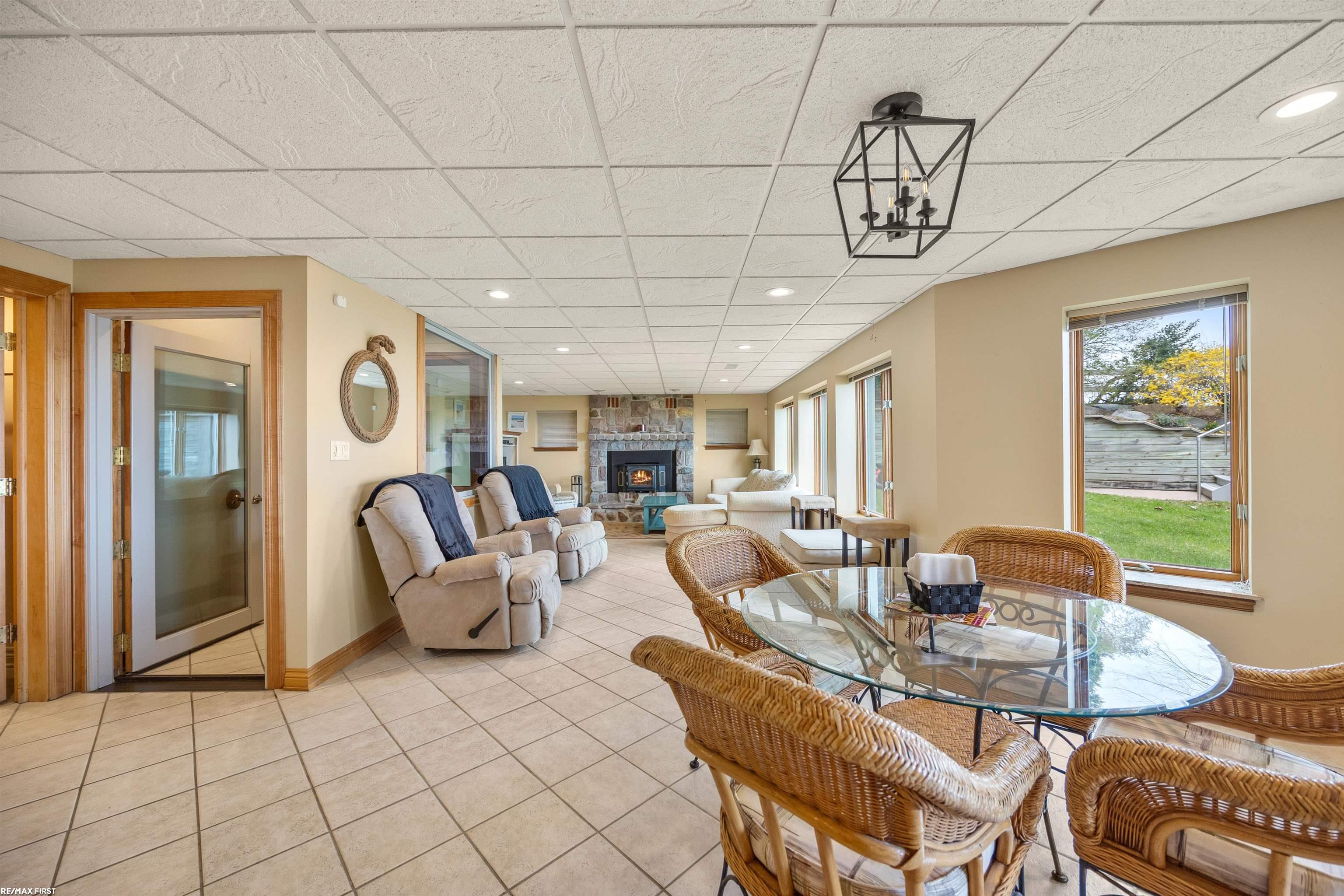 3864 Lakeshore Road, Deckerville, MI, 48427