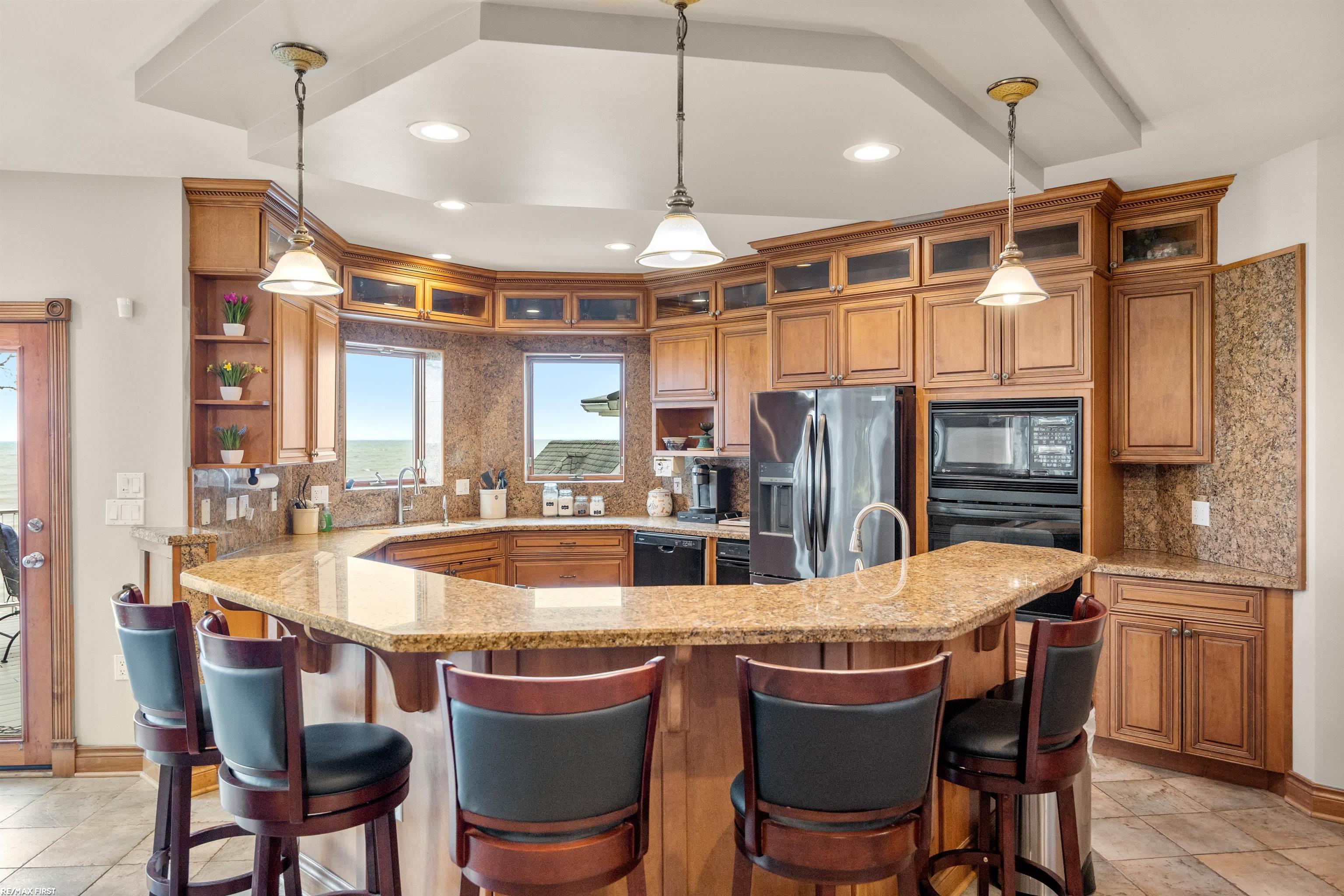 3864 Lakeshore Road, Deckerville, MI, 48427