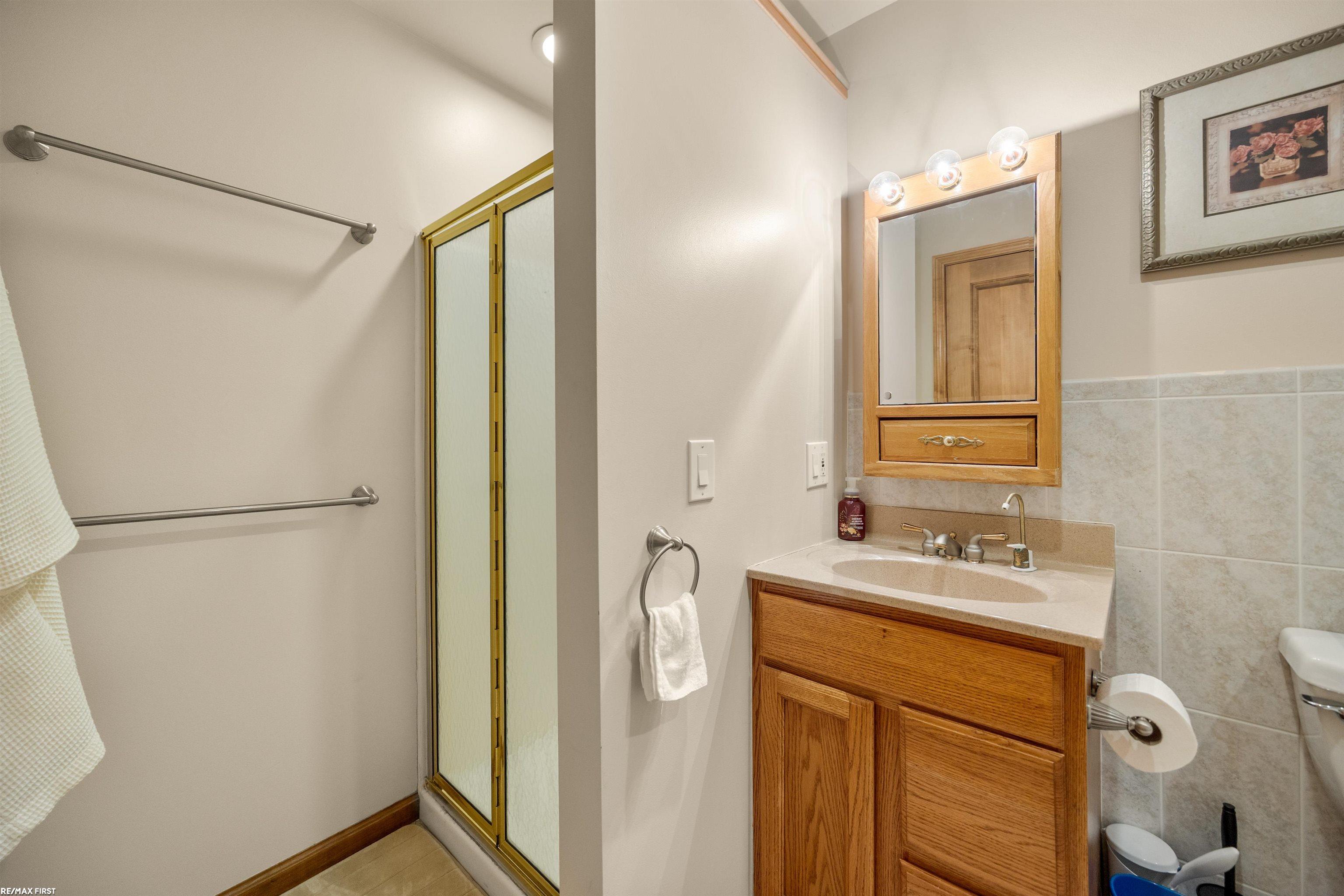 3864 Lakeshore Road, Deckerville, MI, 48427