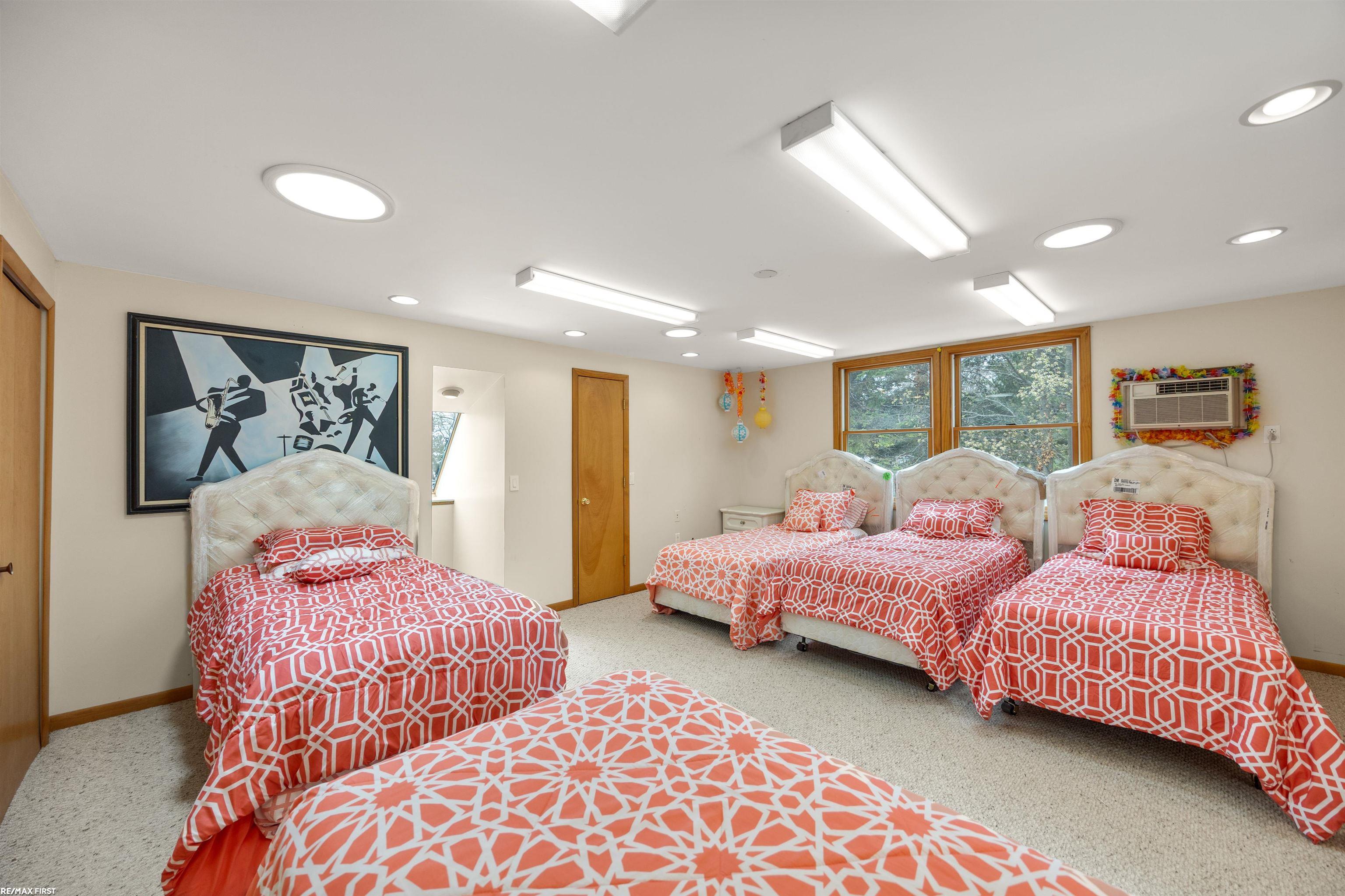 3864 Lakeshore Road, Deckerville, MI, 48427