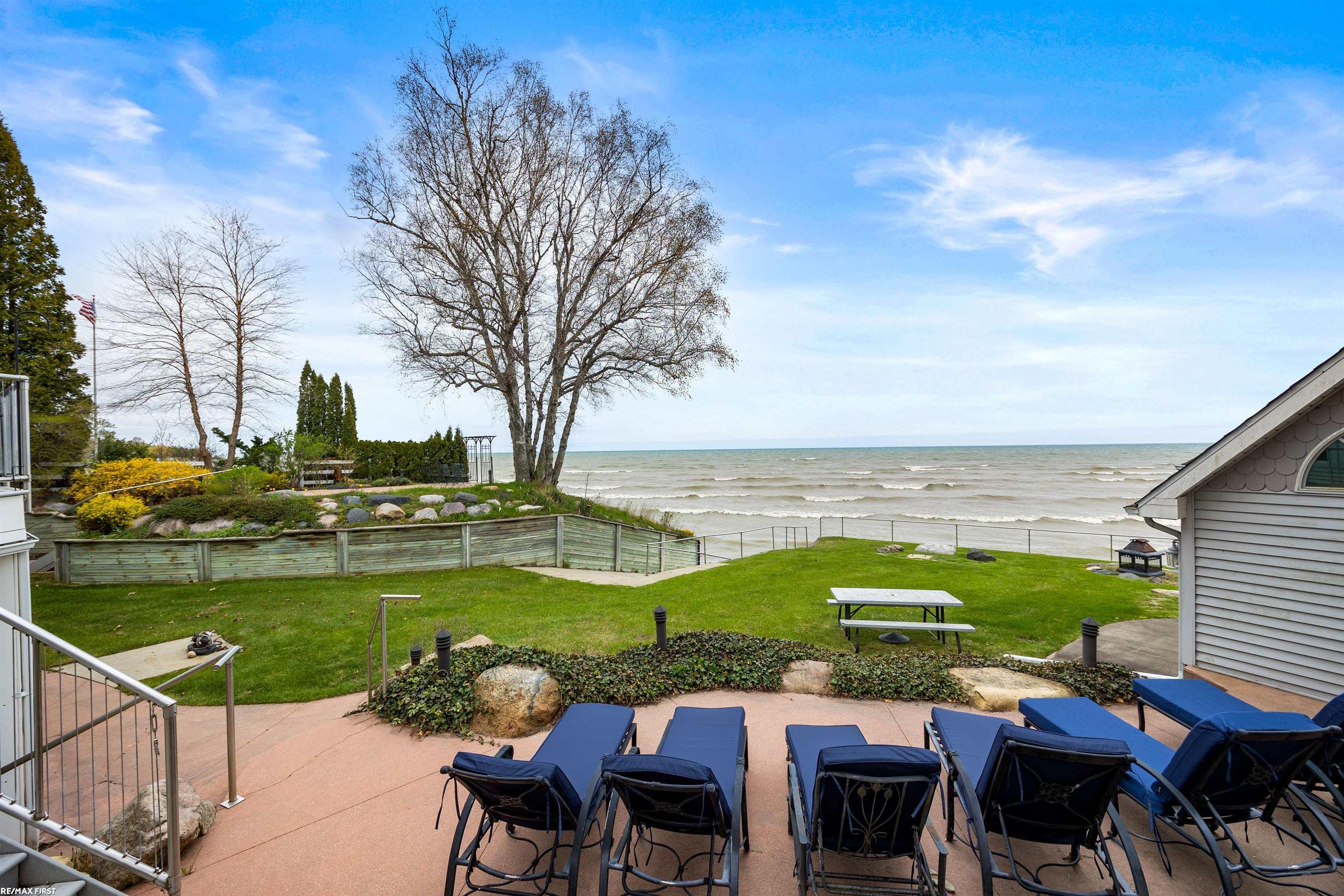 3864 Lakeshore Road, Deckerville, MI, 48427