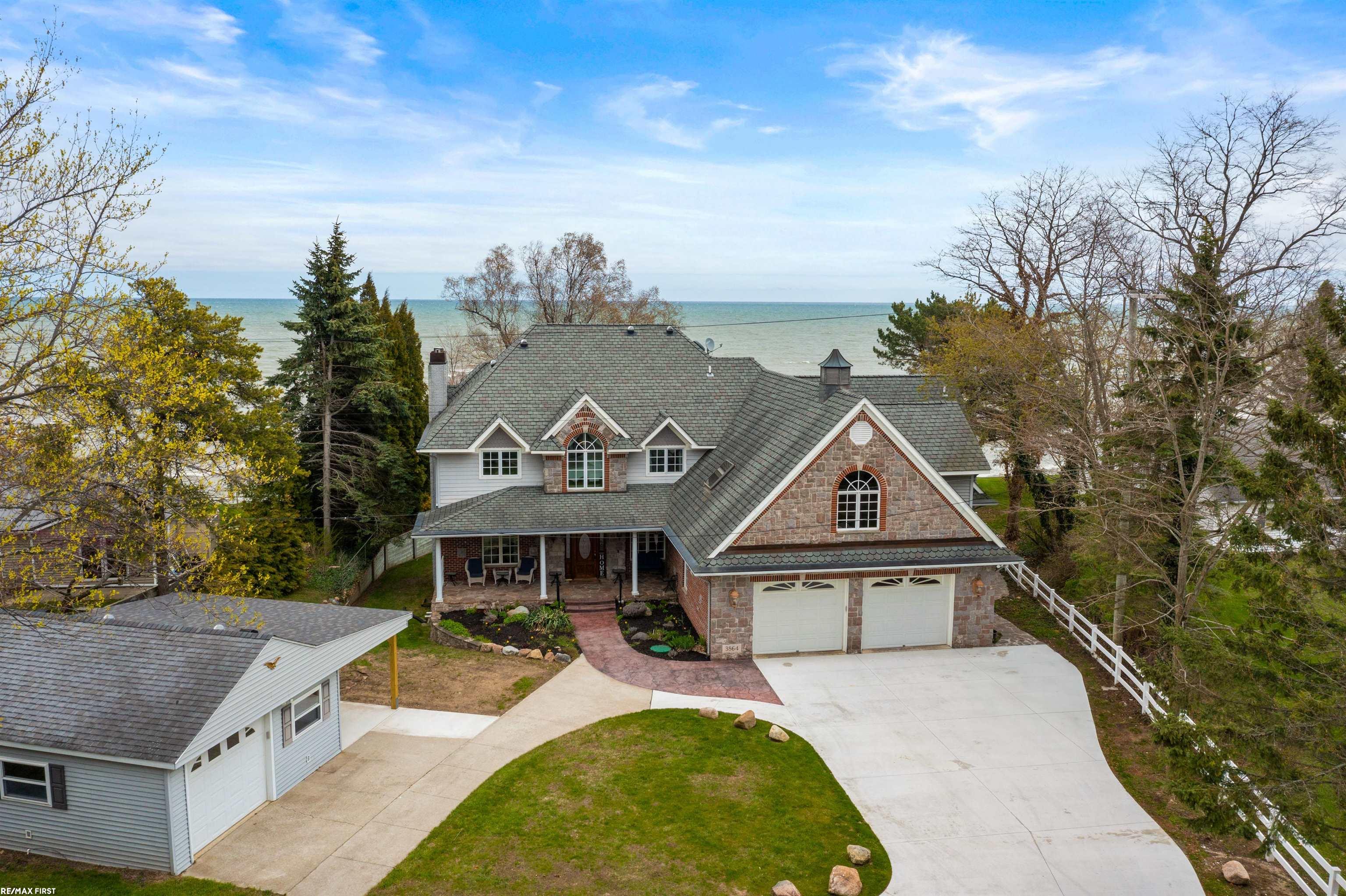 3864 Lakeshore Road, Deckerville, MI, 48427