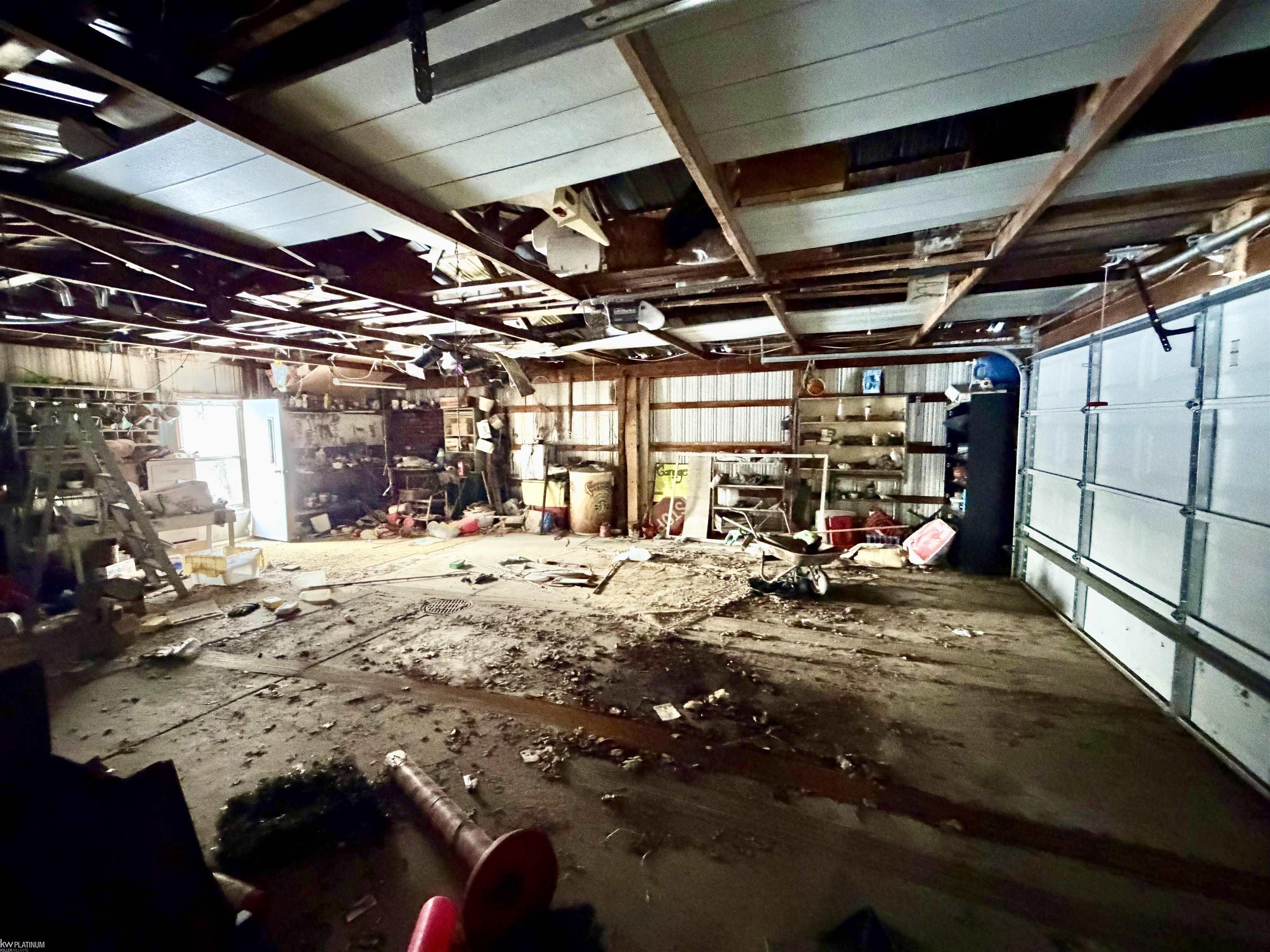 Homes for sale in Houghton Lake, MI | 100 S Nellsville Rd, Houghton Lake, MI 48629 | MLS# 50199807