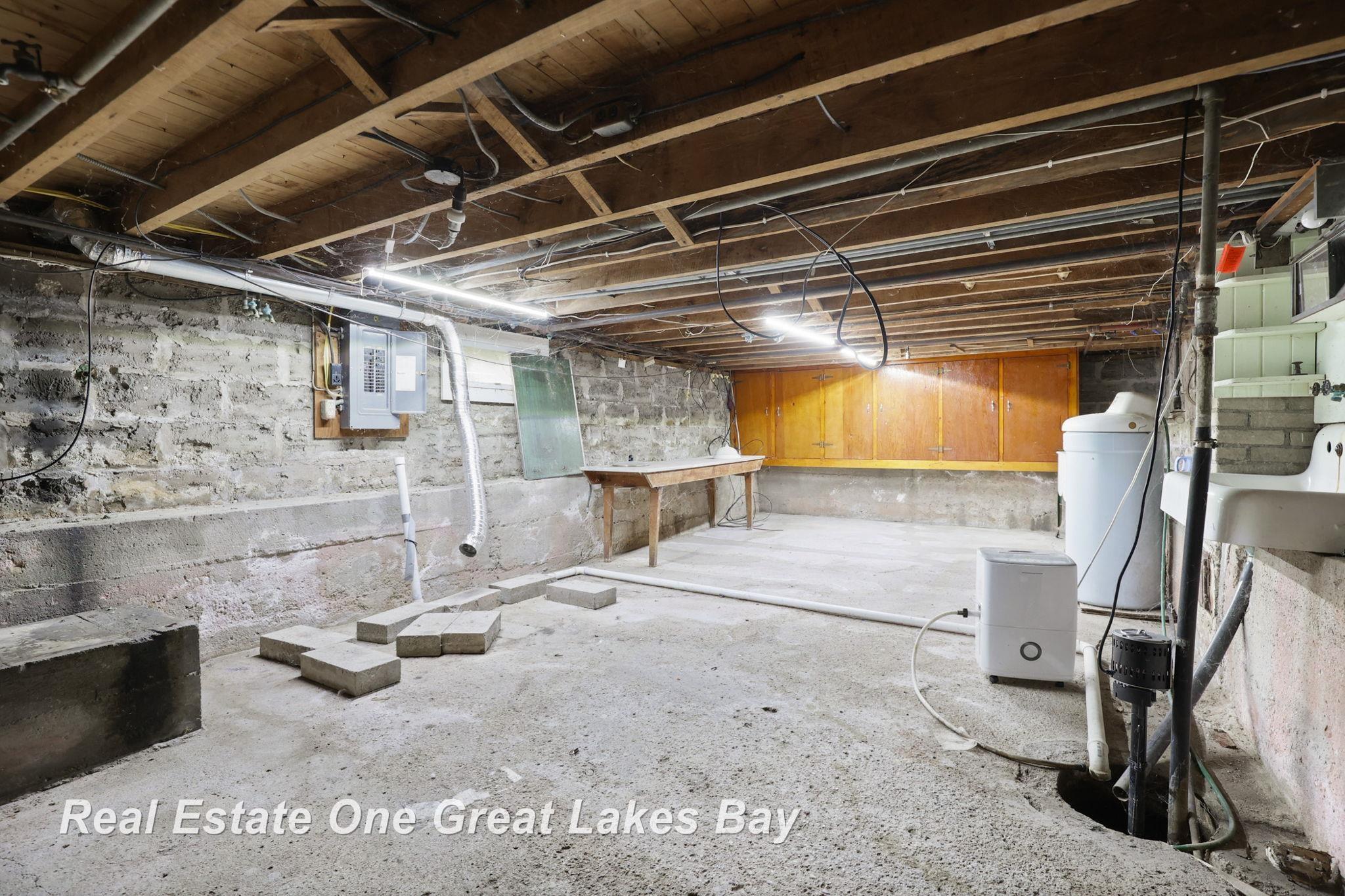 4060 Dickerson Road, Akron, MI, 48701