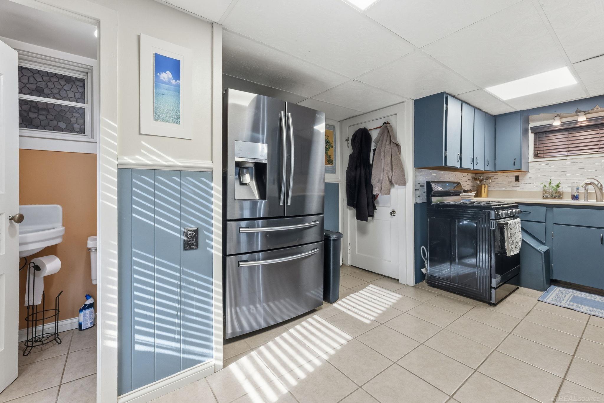 3165 10th Avenue, Port Huron, MI, 48060