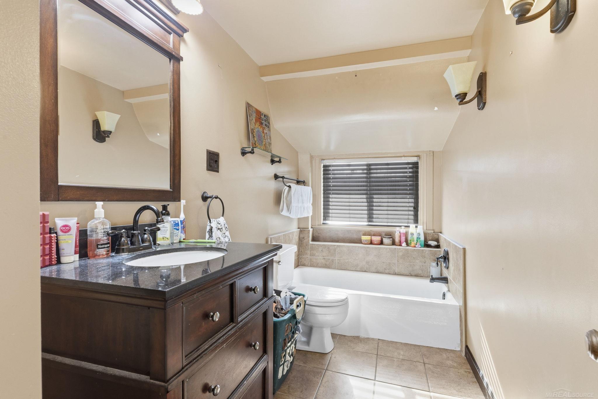 3165 10th Avenue, Port Huron, MI, 48060