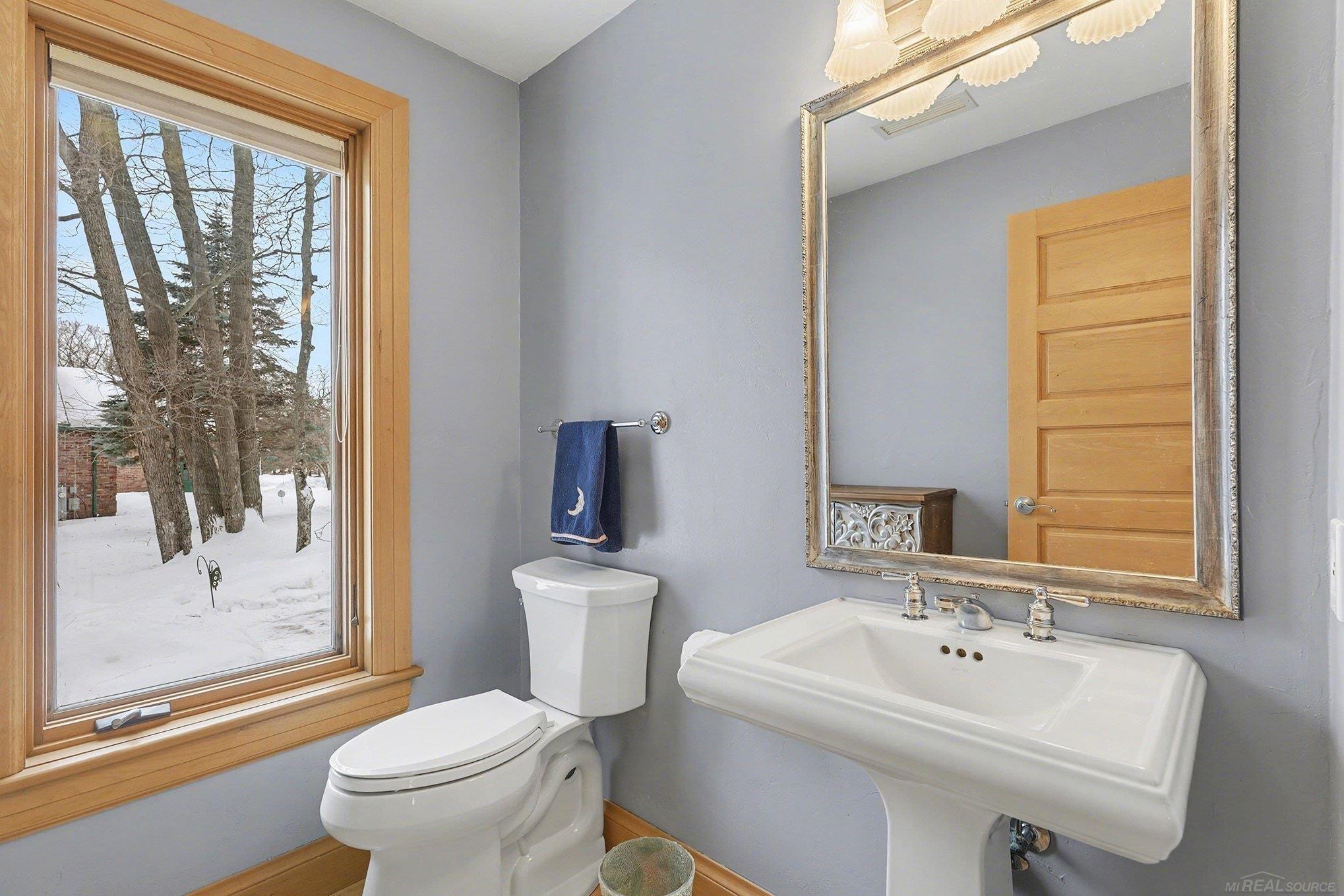 N3870 N Grand Oak Drive, Iron Mountain, MI, 49801