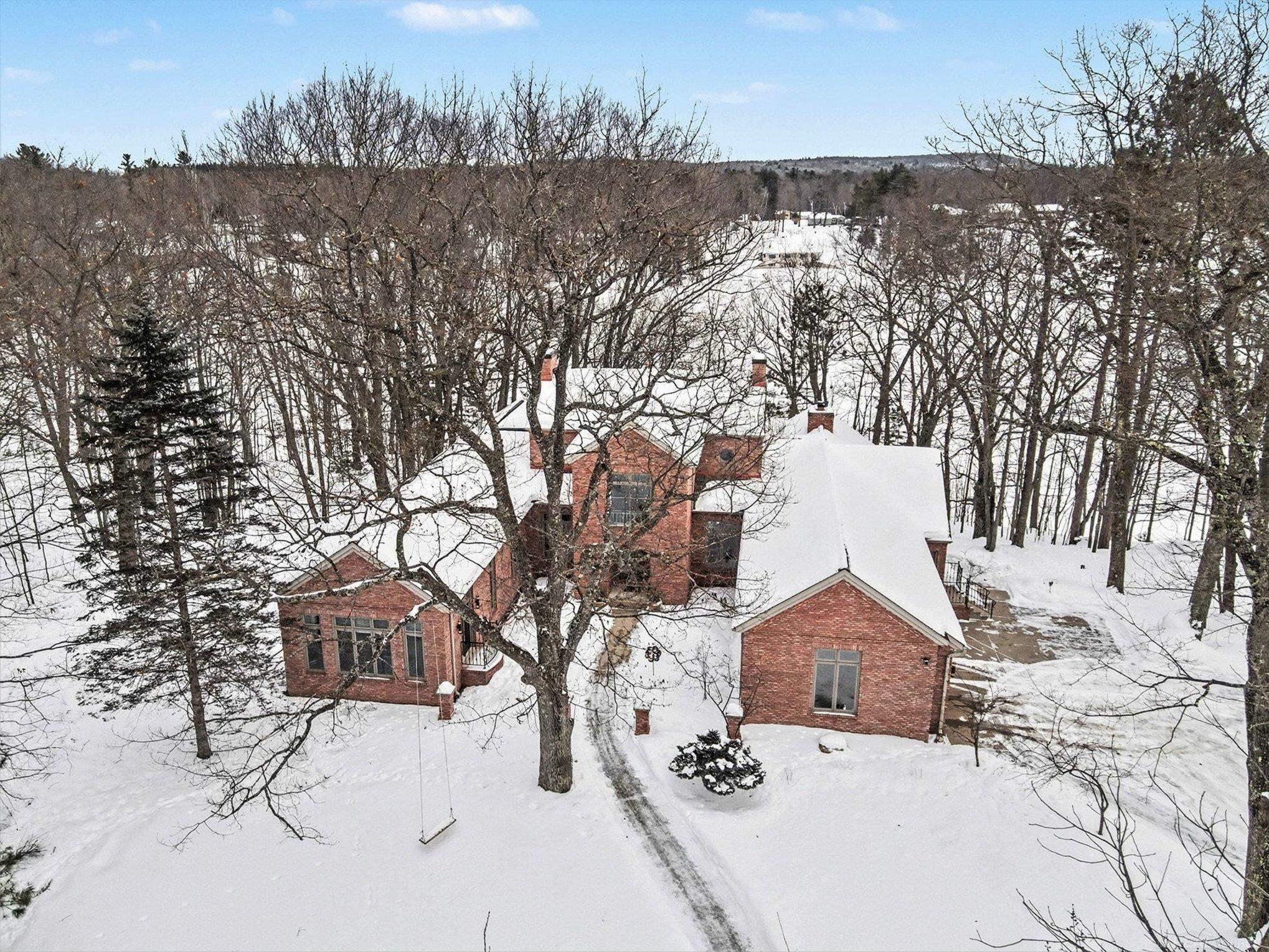 N3870 N Grand Oak Drive, Iron Mountain, MI, 49801