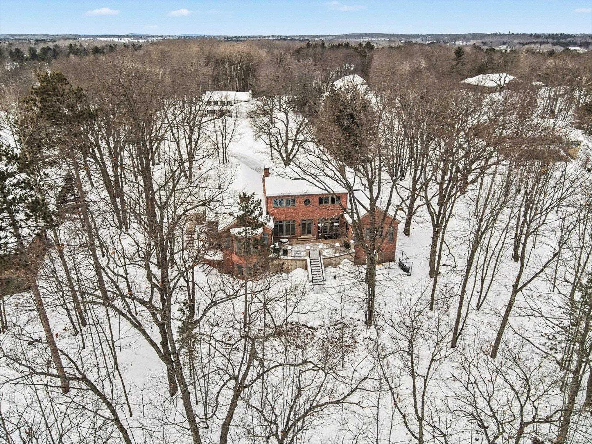 N3870 N Grand Oak Drive, Iron Mountain, MI, 49801