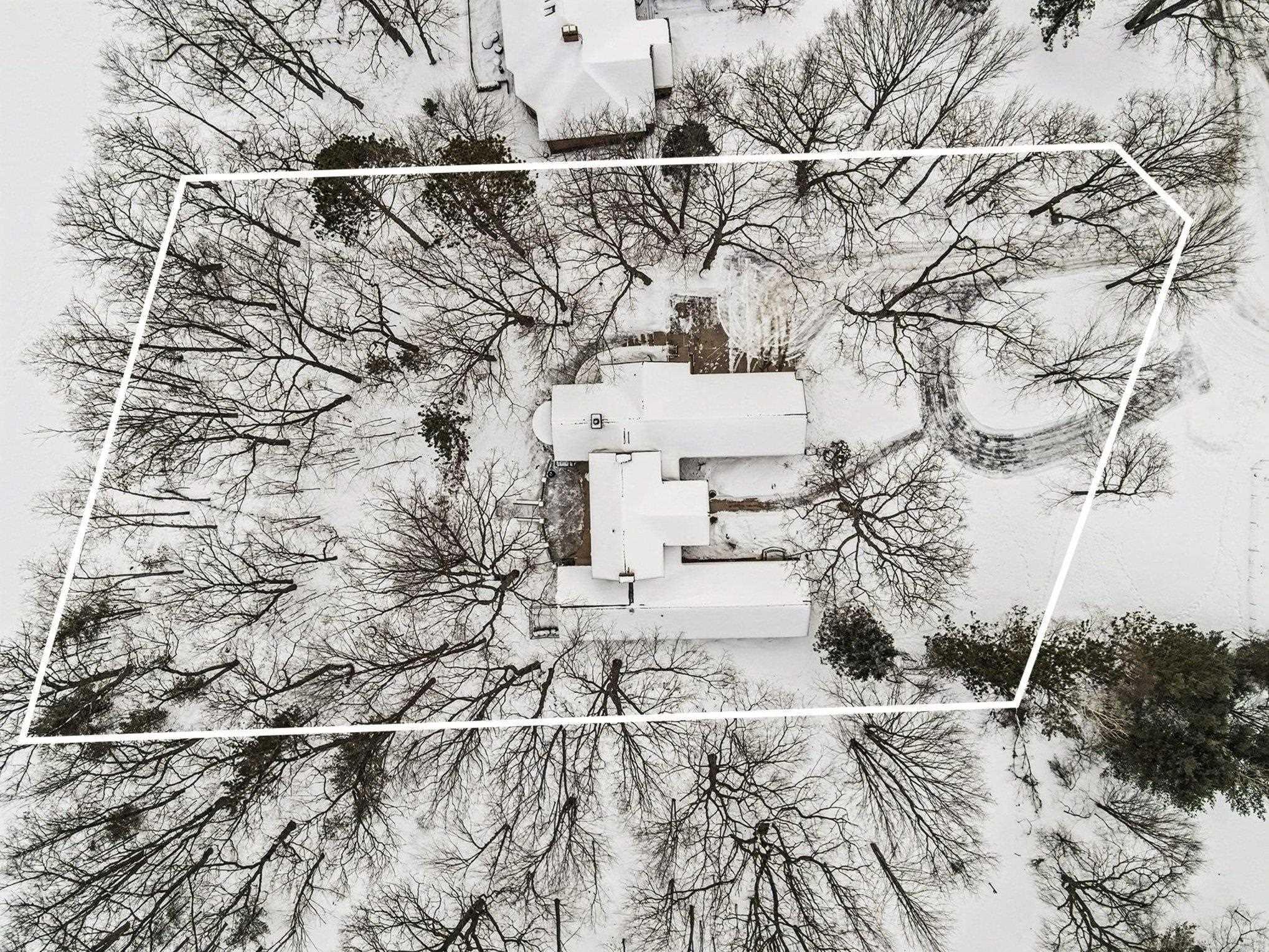 N3870 N Grand Oak Drive, Iron Mountain, MI, 49801