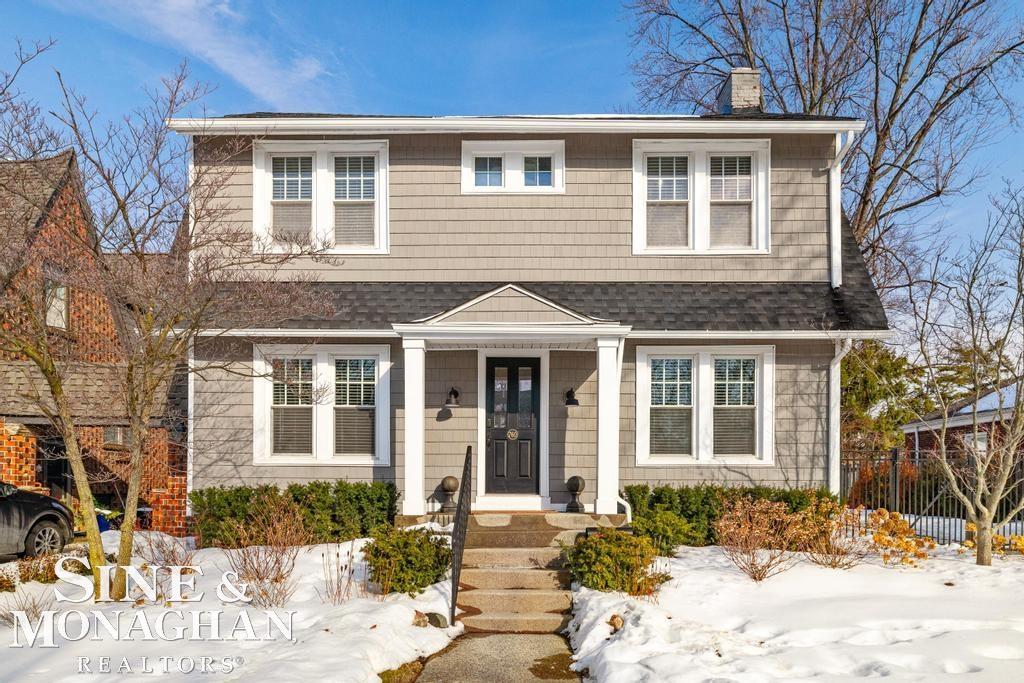 495 Lakes Edge Drive, Oxford, MI, 48371