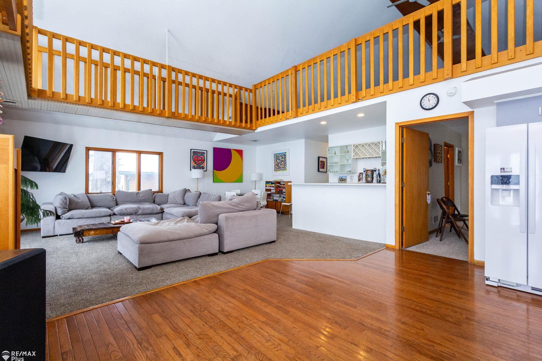 1380 Pratt Drive photo 8