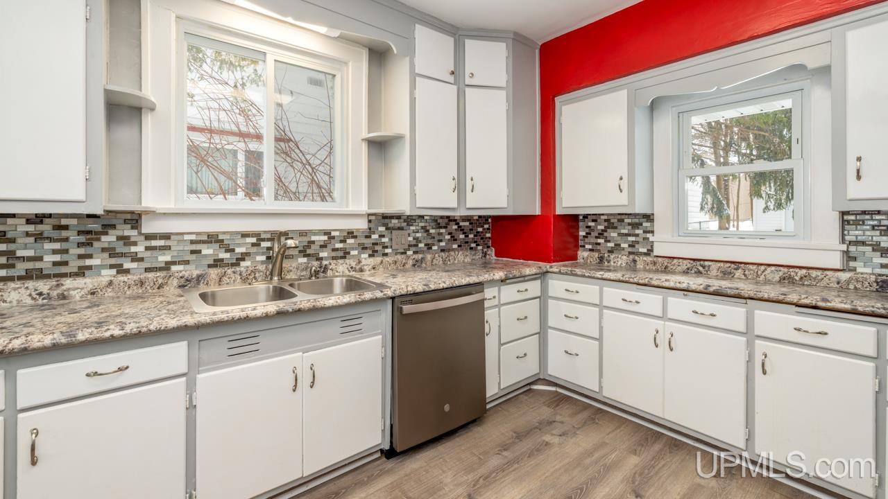 535 Detroit Avenue, Iron Mountain, MI, 49801