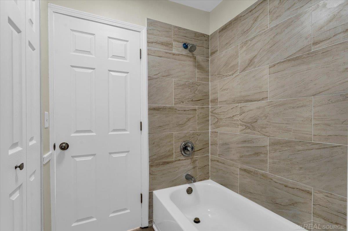 412 Orchard Street, Saint Clair, MI, 48079