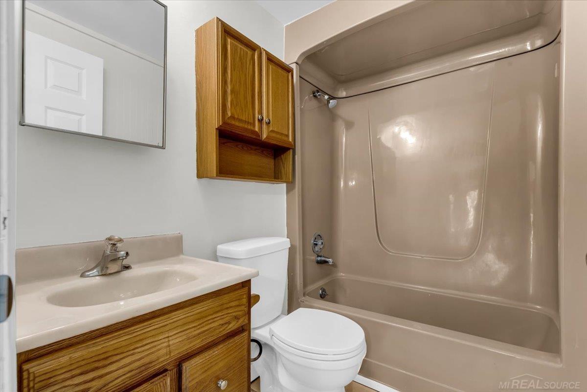 412 Orchard Street, Saint Clair, MI, 48079