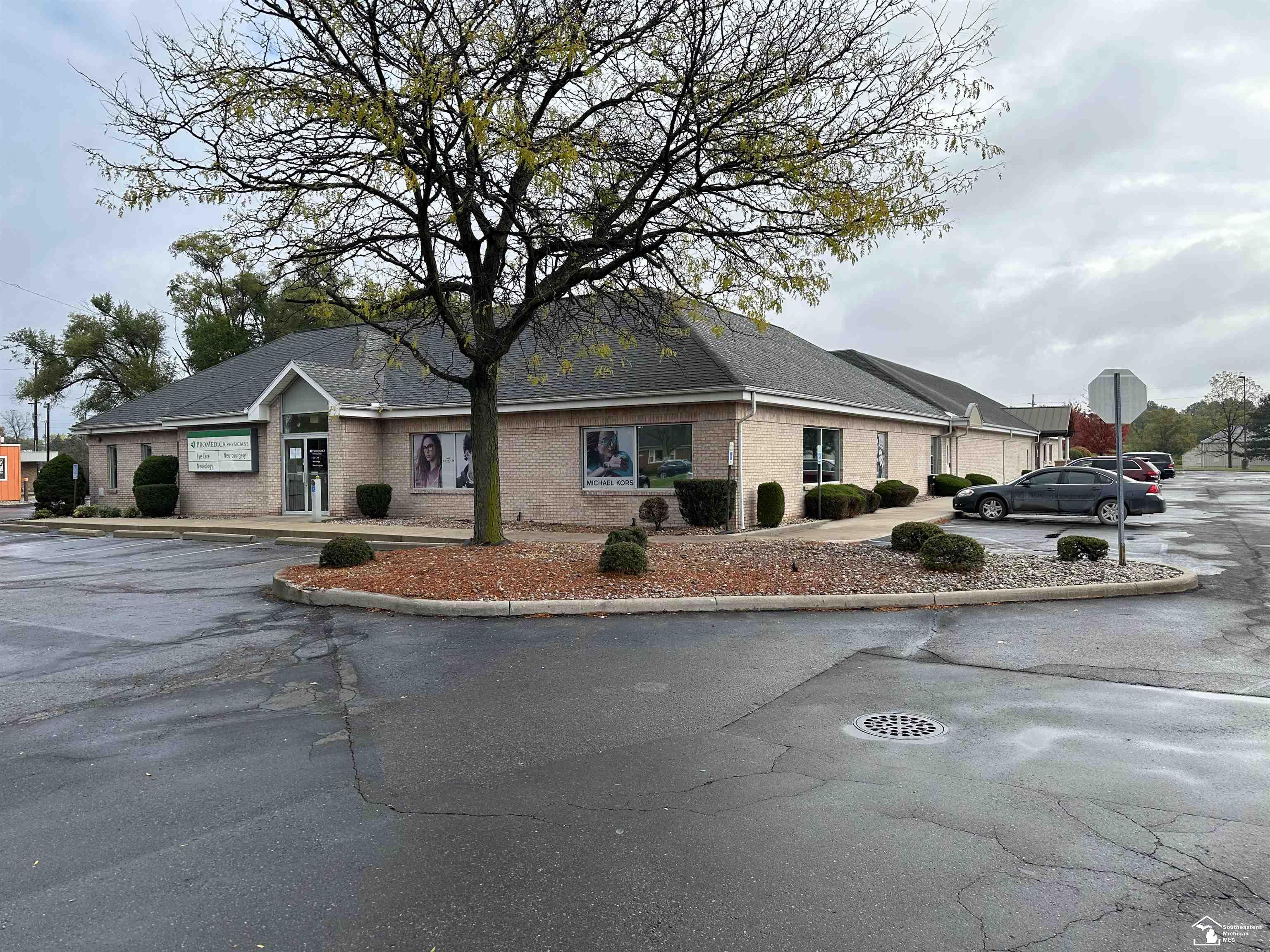 1180 N Monroe Street, Monroe, MI, 48162