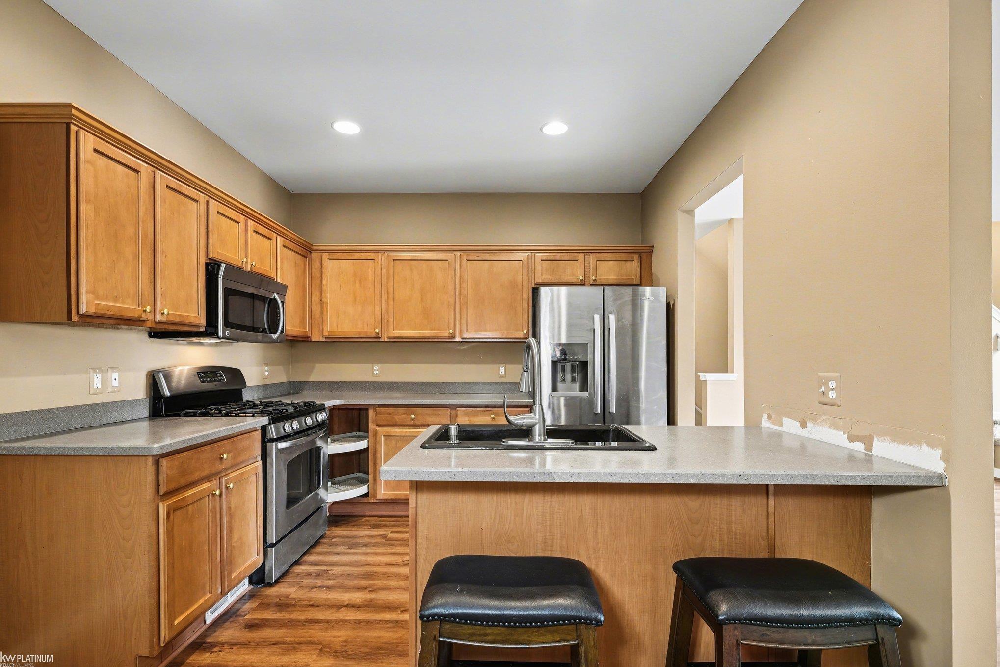 56659 Long Island Drive, Shelby Twp, MI, 48316