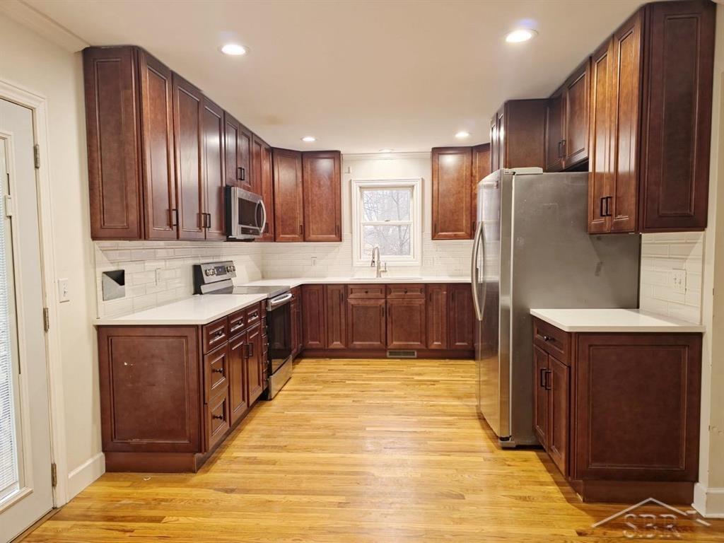 1702 Plymouth Street, Midland, MI, 48642