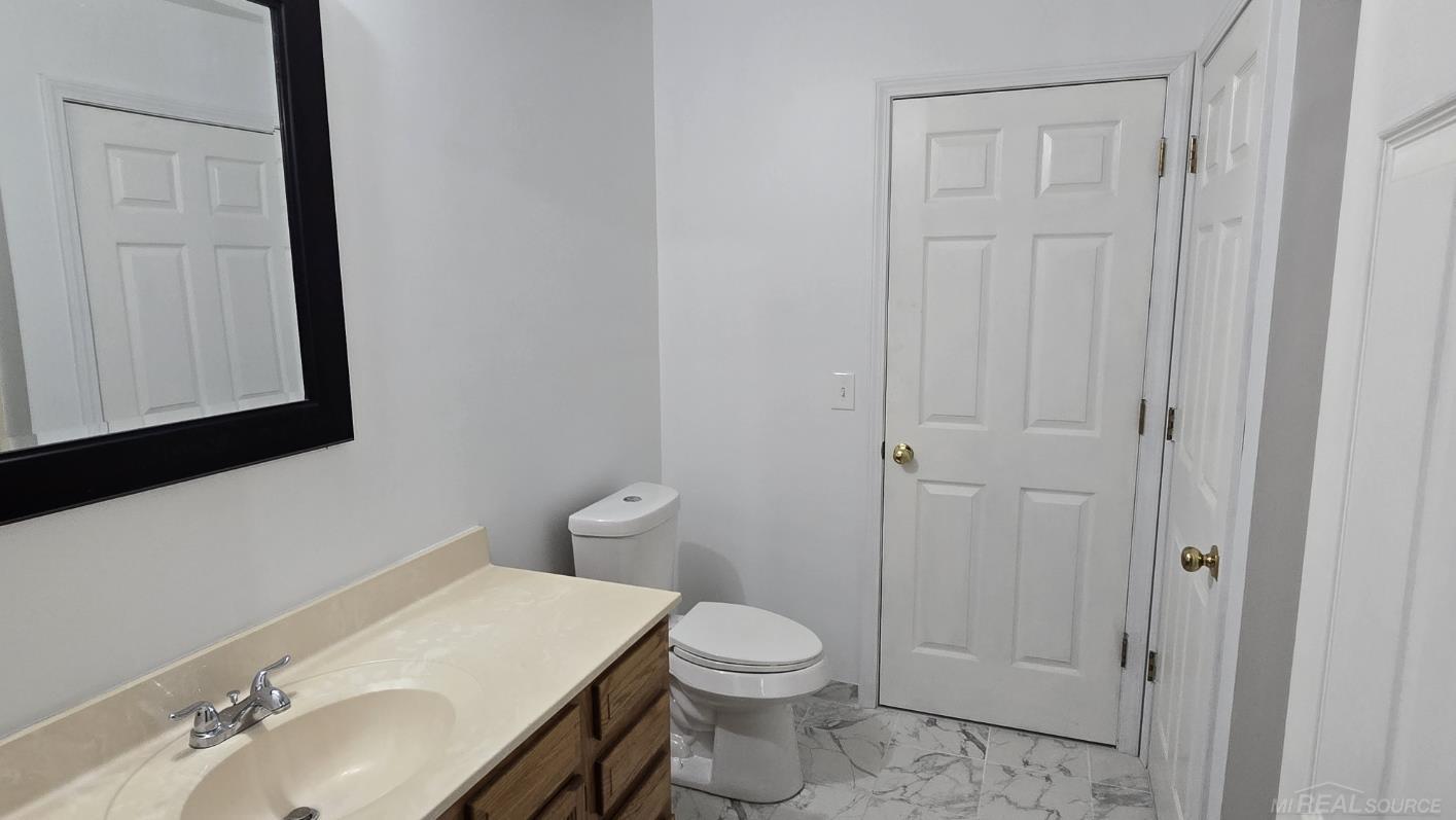 5688 Galbraith Line Road, Croswell, MI, 48422