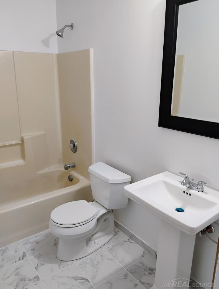 5688 Galbraith Line Road, Croswell, MI, 48422