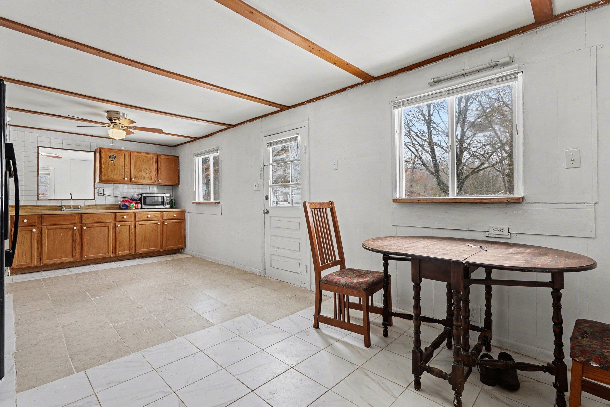 1654 Opland Road photo 5